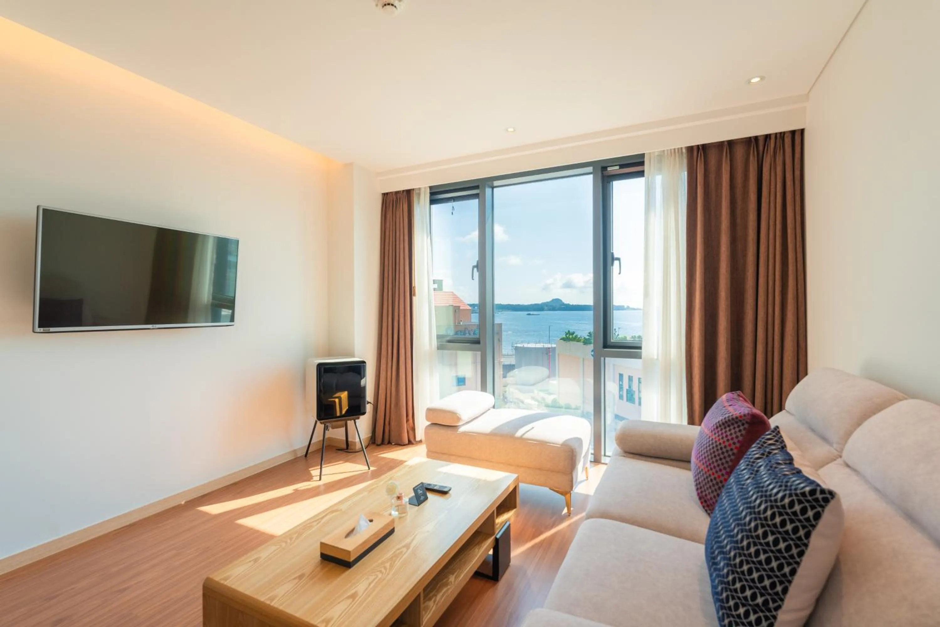 Living room in Hotel Fine Jeju