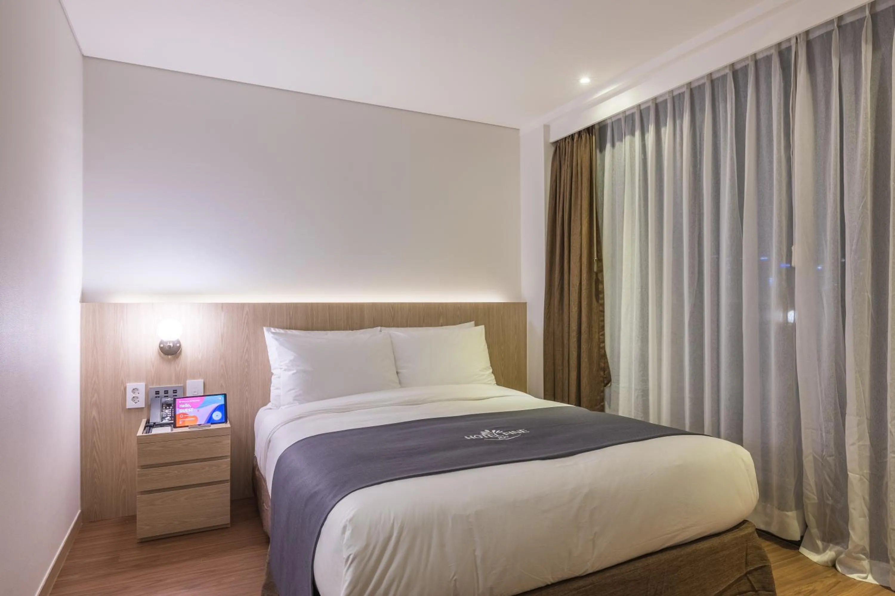 Bedroom, Bed in Hotel Fine Jeju