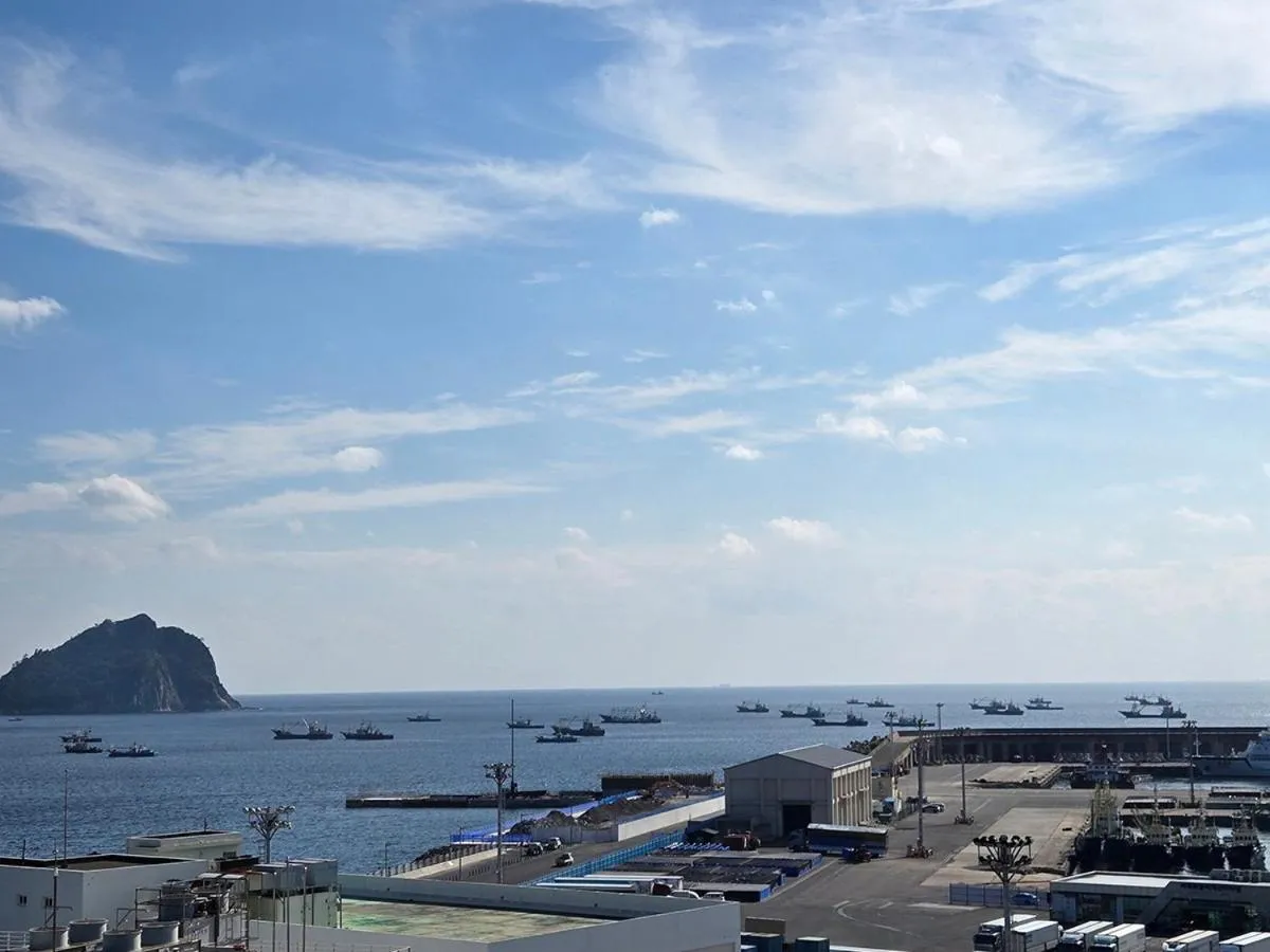 Property building in Hotel Fine Jeju