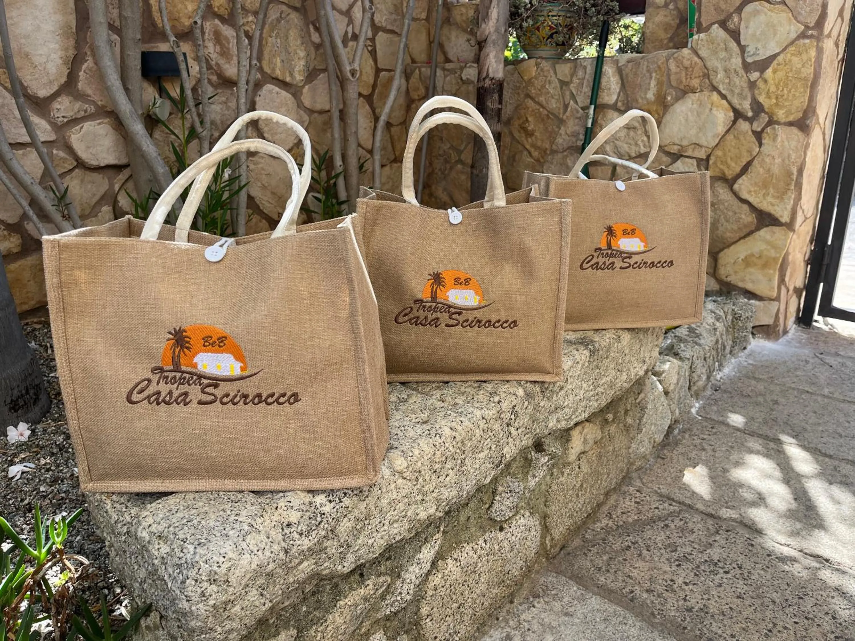 Property logo or sign in Tropea Casa Scirocco