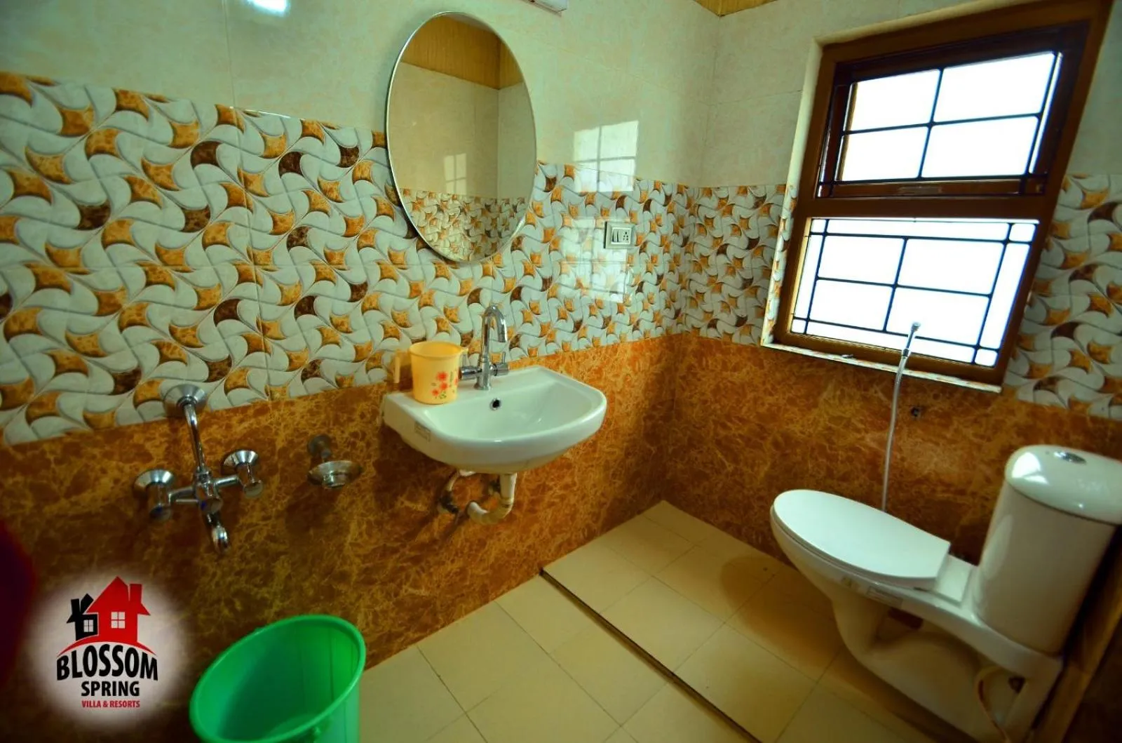 Toilet in Blossom Spring