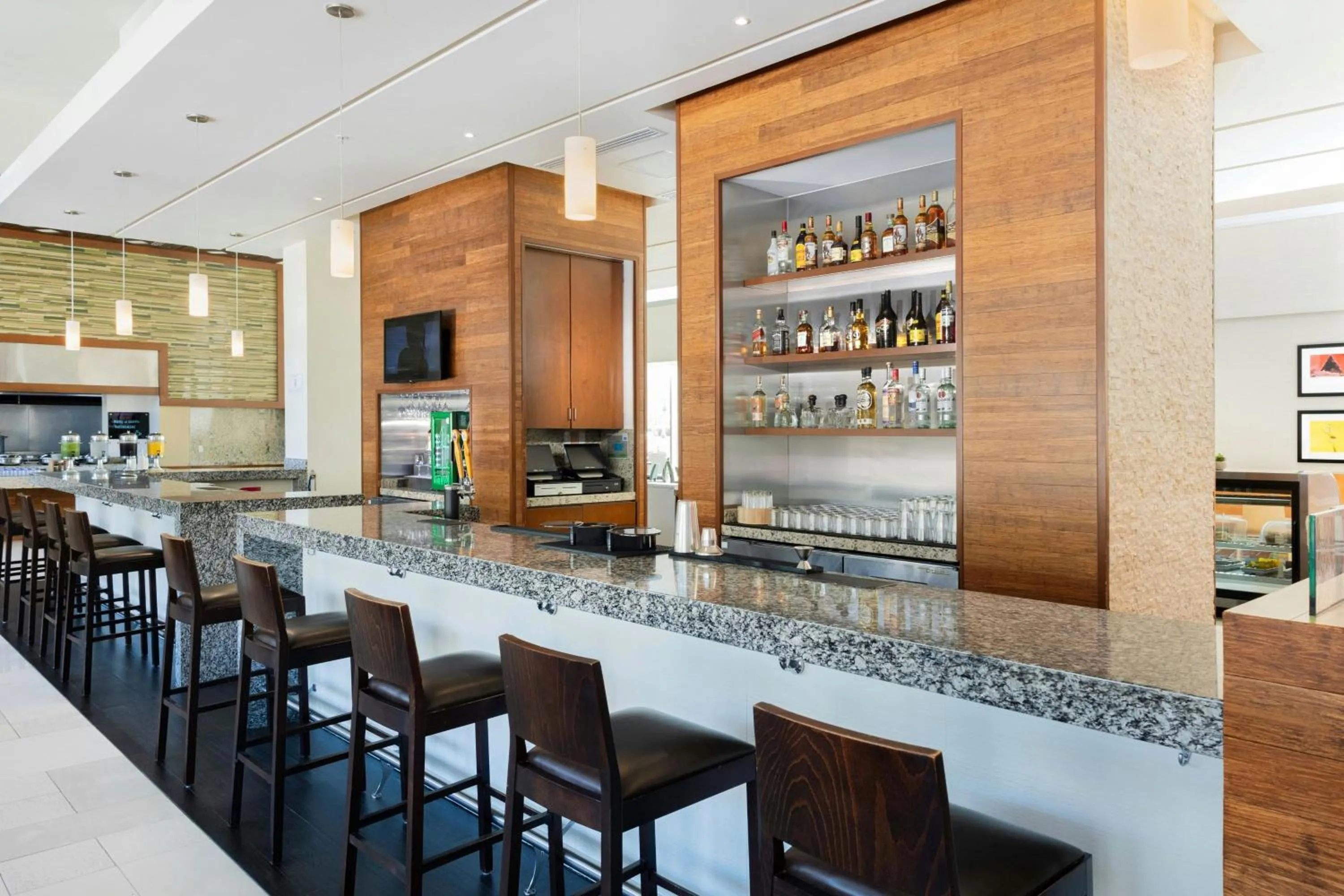 Lounge or bar in Hyatt Place La Paz
