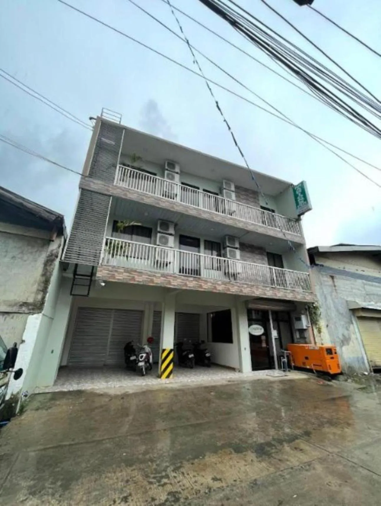 Property building in Marion's Inn Bldg 2 Bantayan powered by Cocotel