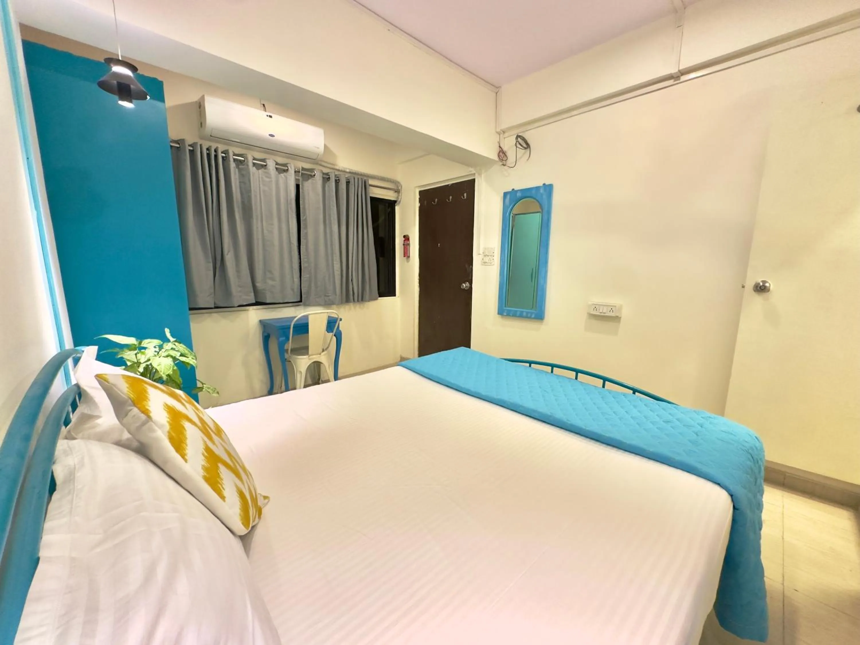 Bed in Locomo Hostel Express - Stay Work Eat