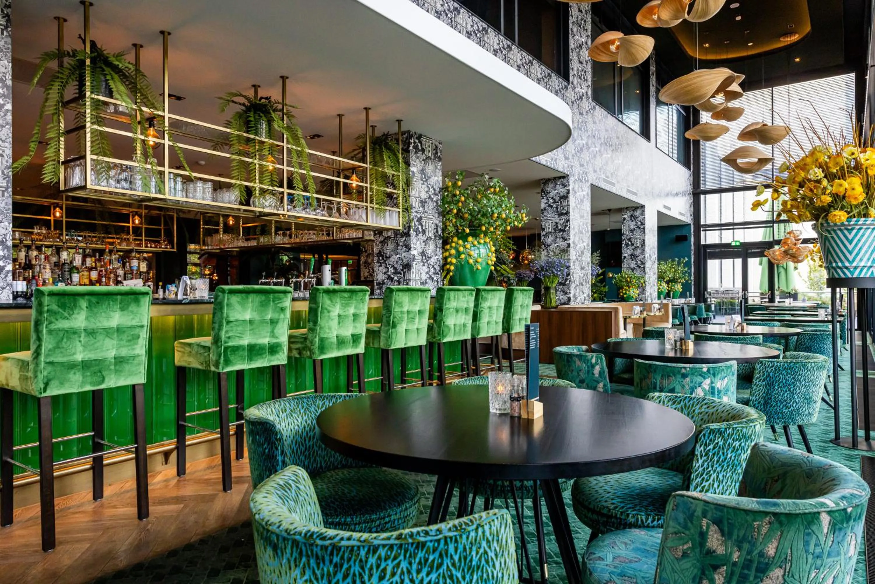 Lounge or bar in Van der Valk Hotel Schiphol