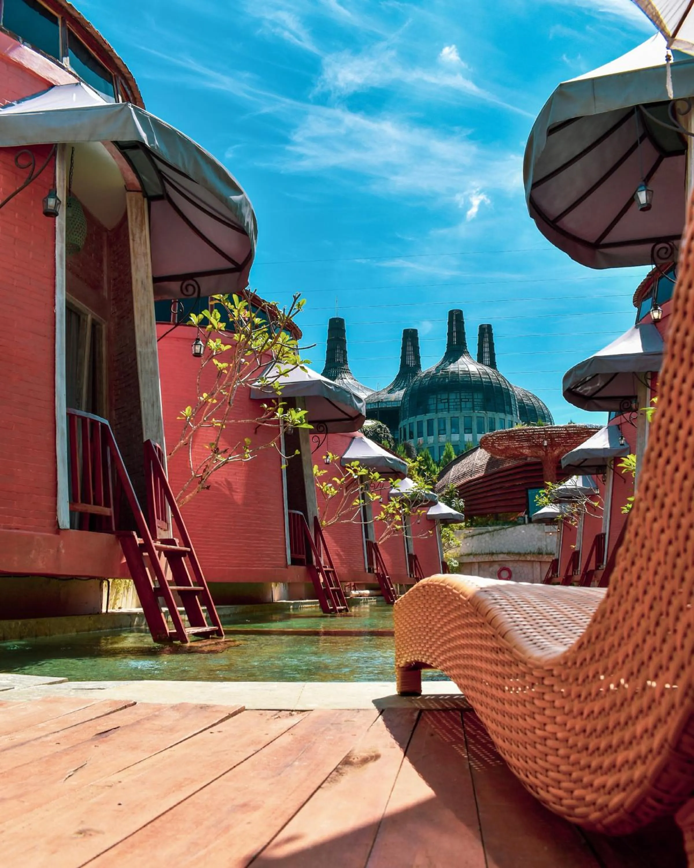 Swimming pool in Dusun The Villas