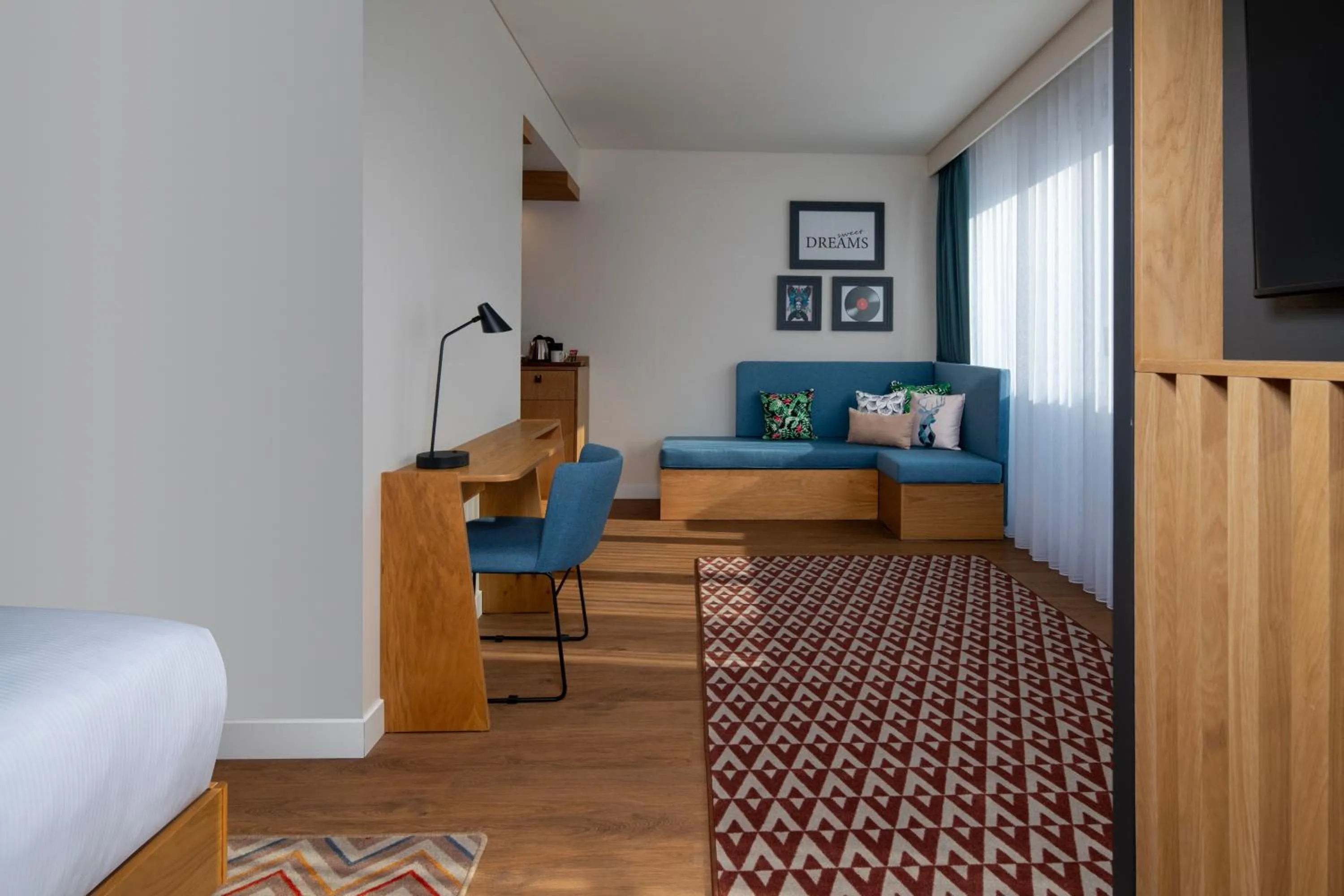 Bed in Hampton By Hilton Istanbul Sirkeci