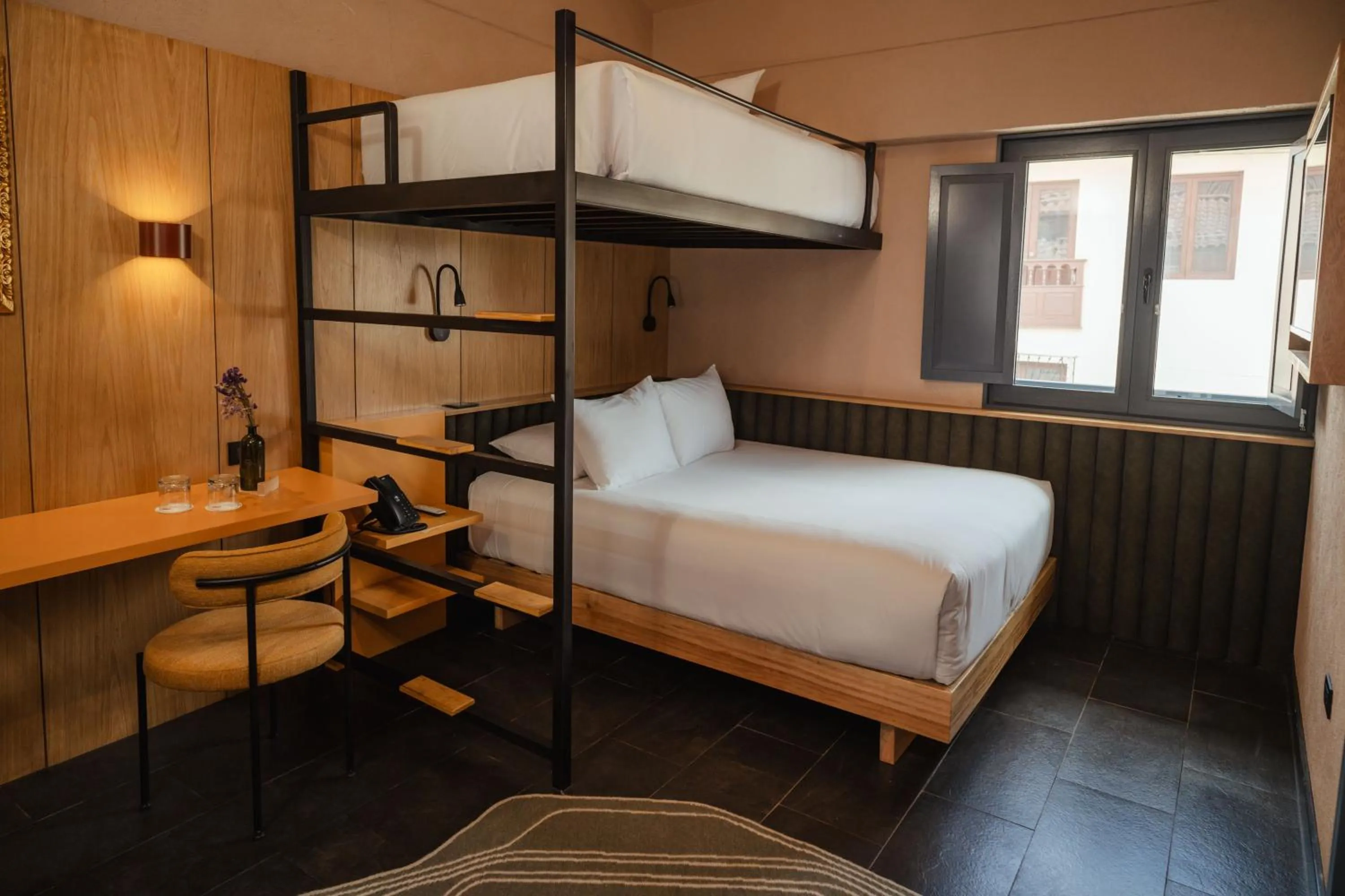 Photo of the whole room, Bed in Motto By Hilton Cusco