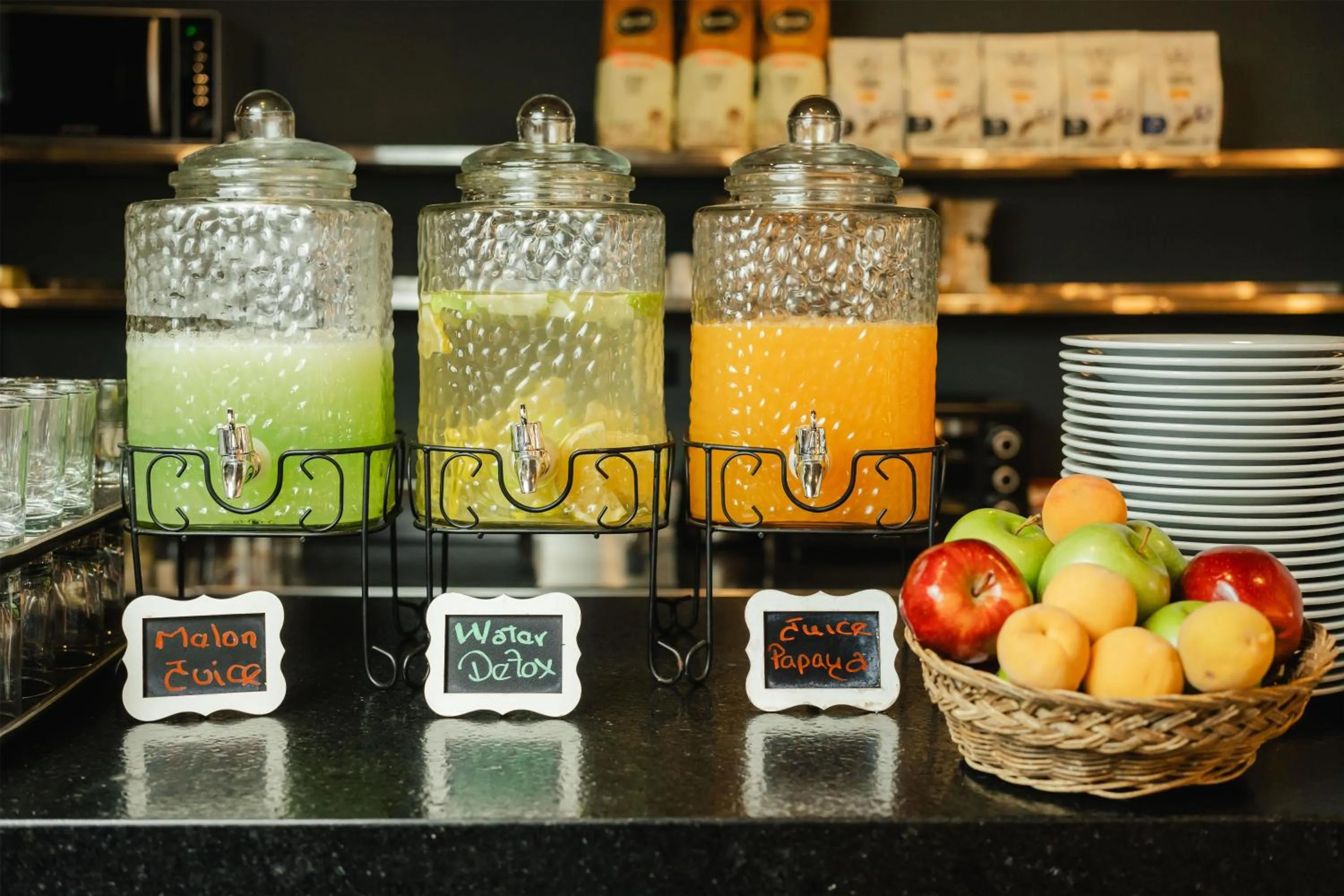 Dining area in Motto By Hilton Cusco