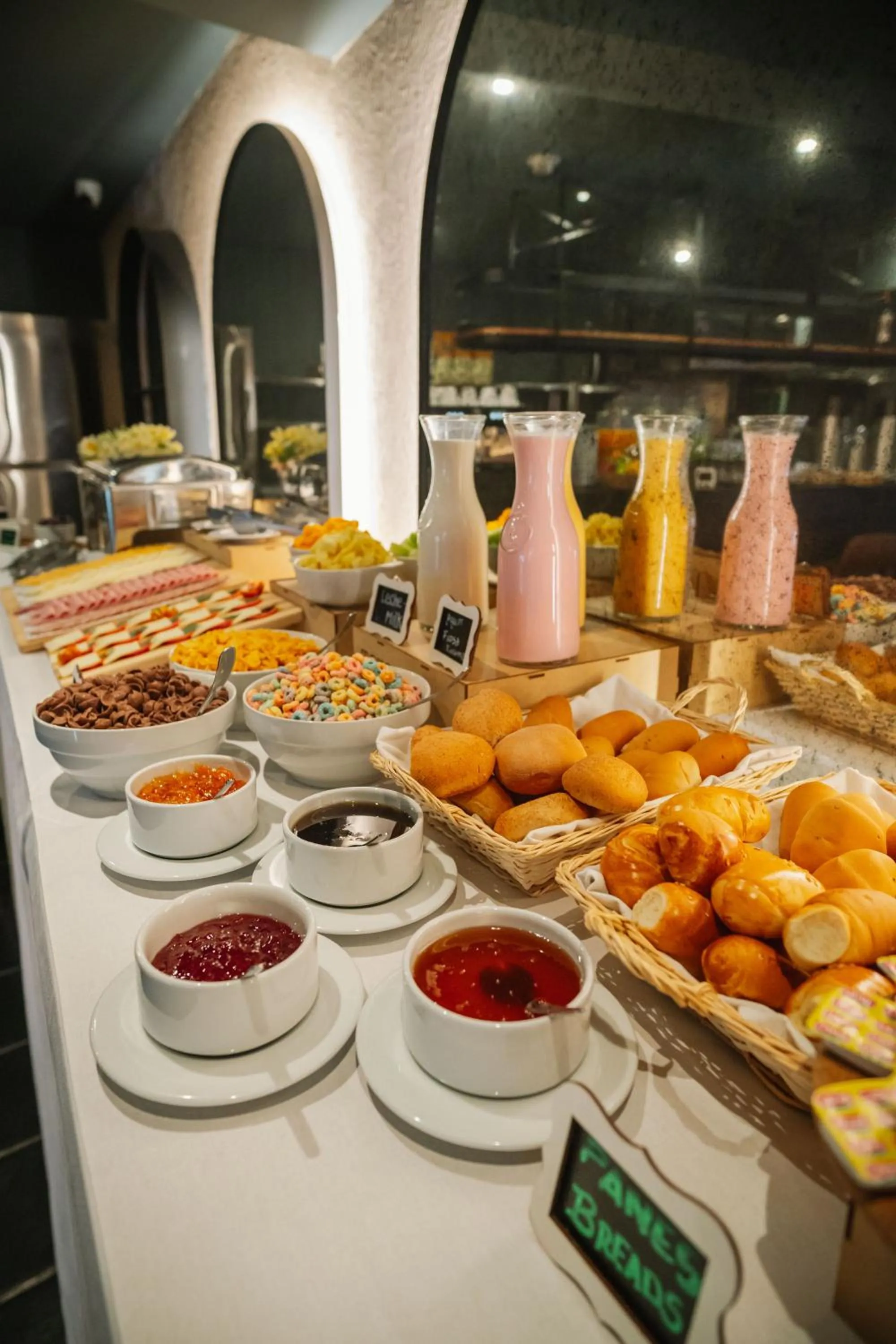 Buffet breakfast in Motto By Hilton Cusco