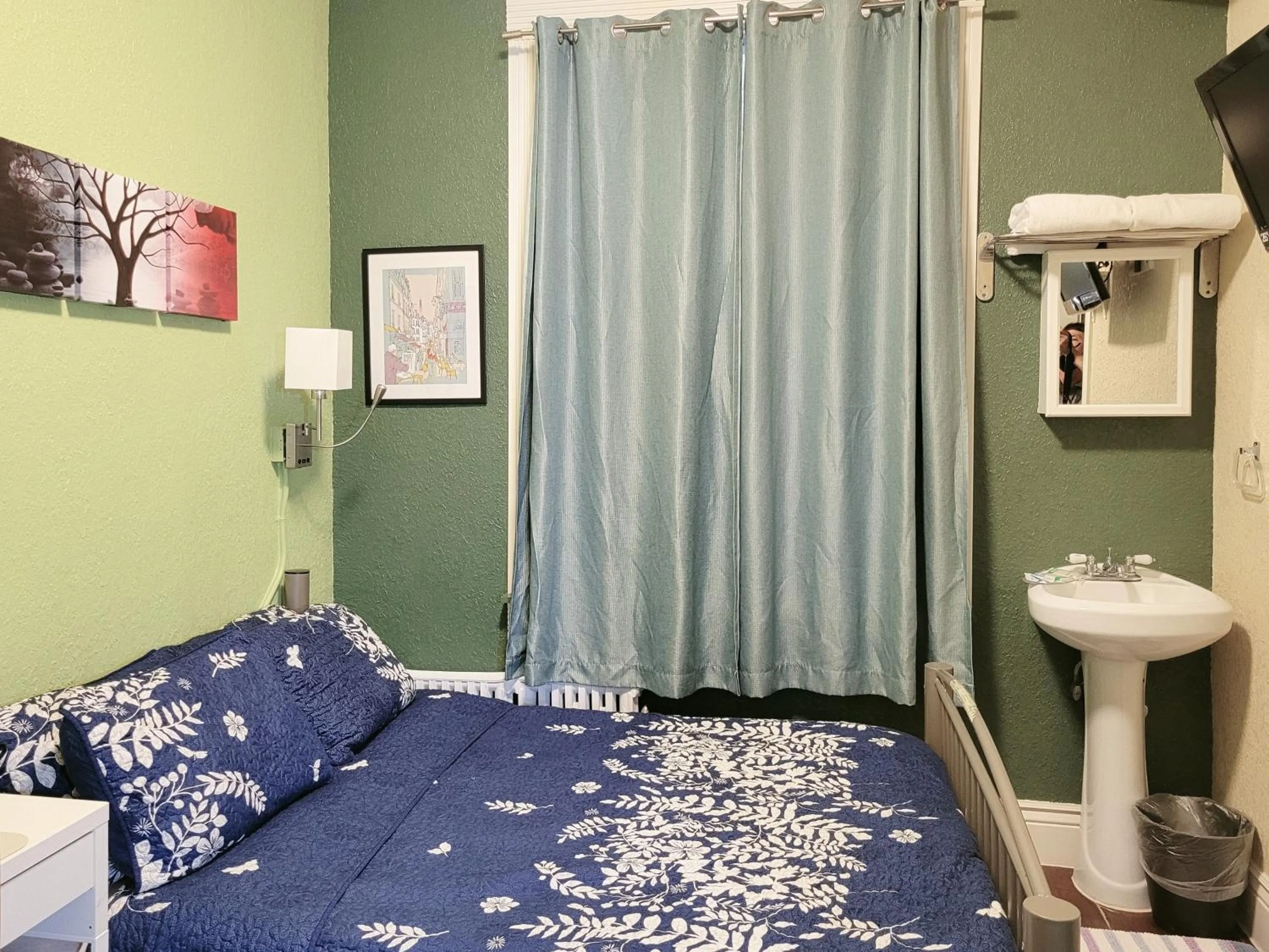 Bed in Orange Village Hostel