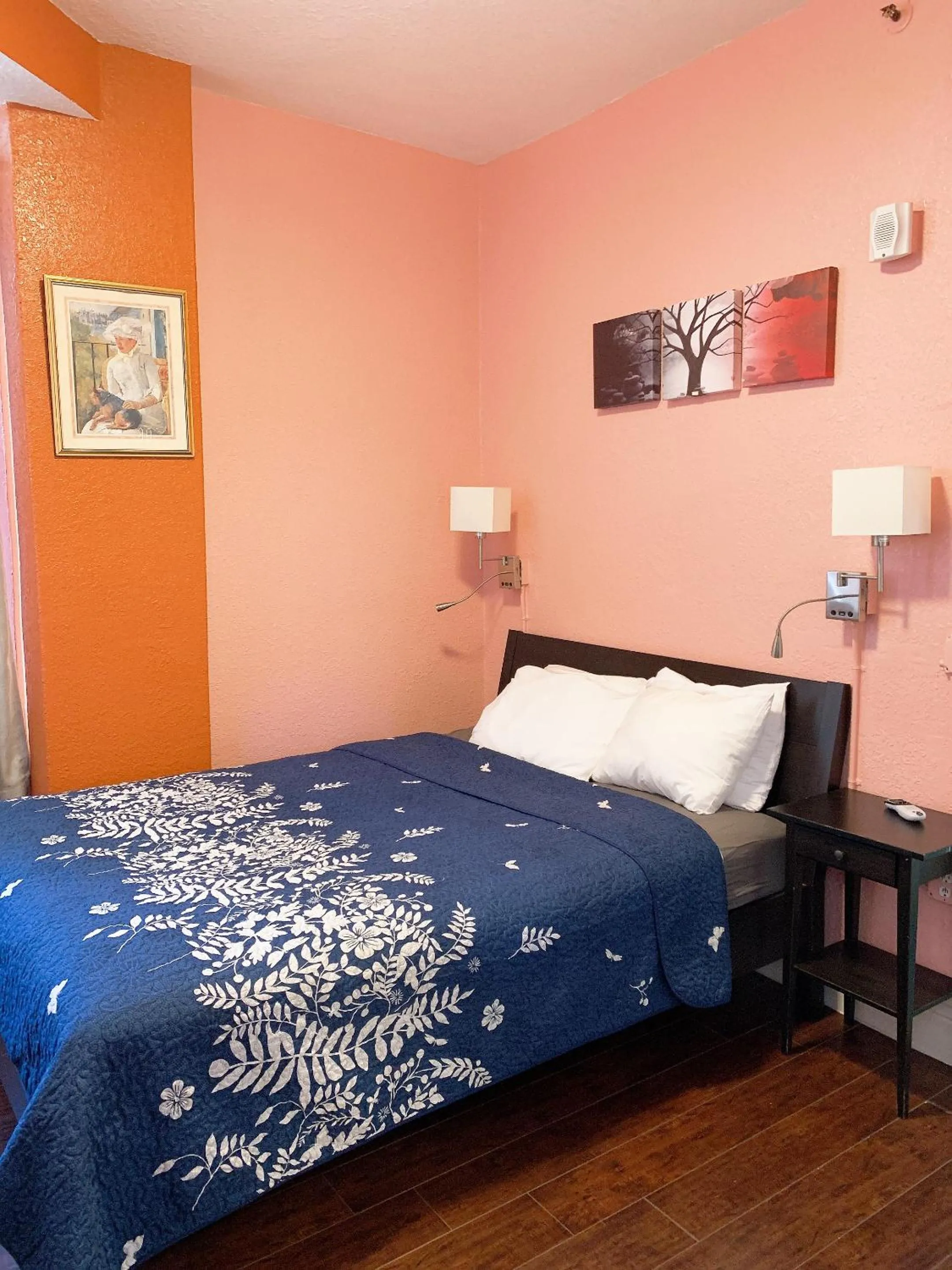 Bedroom, Bed in Orange Village Hostel