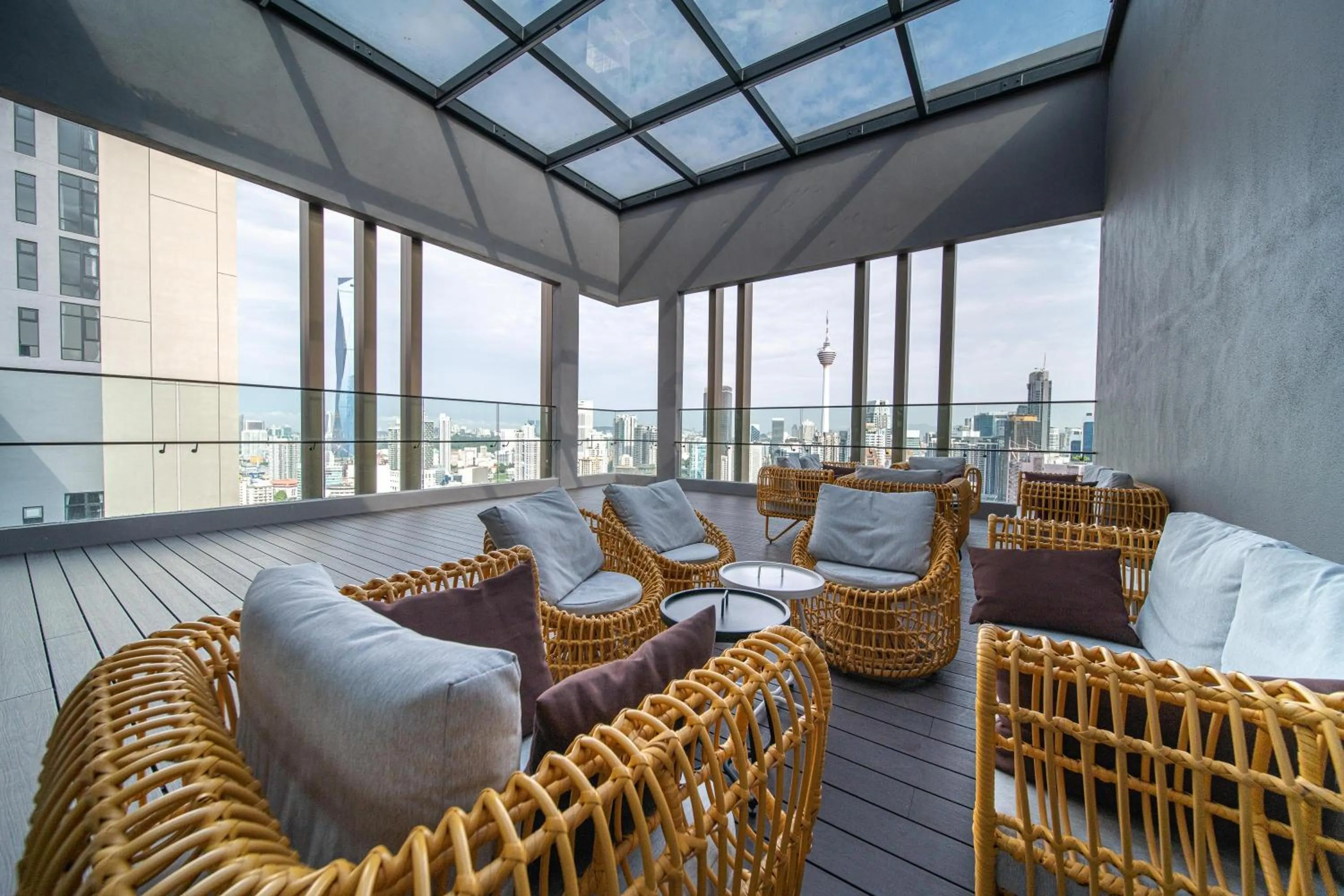 Seating area in Axon Residence Bukit Bintang Kuala Lumpur By Apex