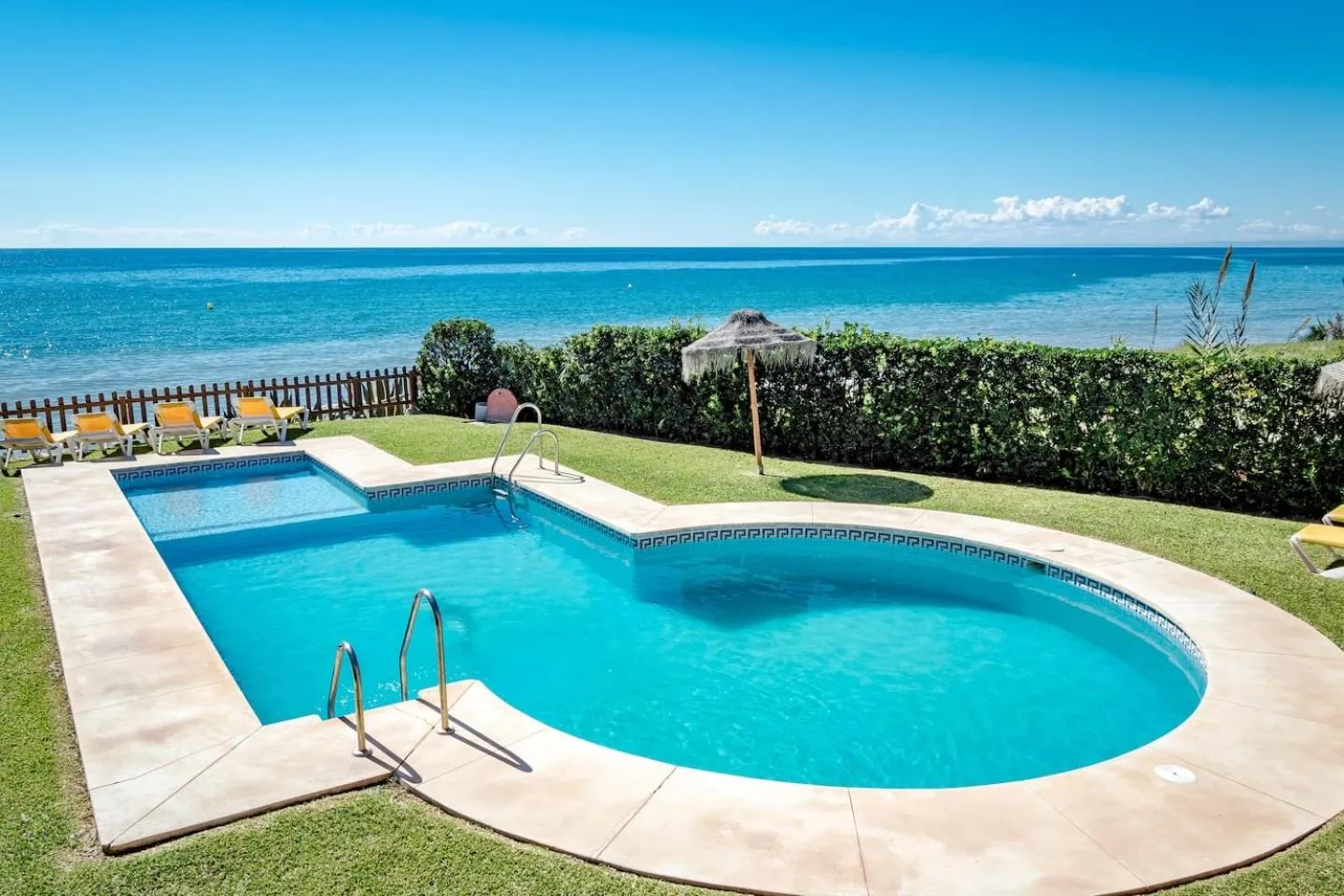 Las Dunas de Marbella - Beachfront 3 Bed Townhouses