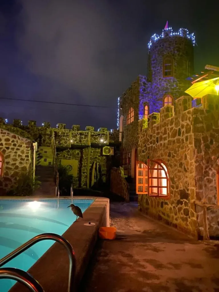 Property building in La Fortaleza De Haro