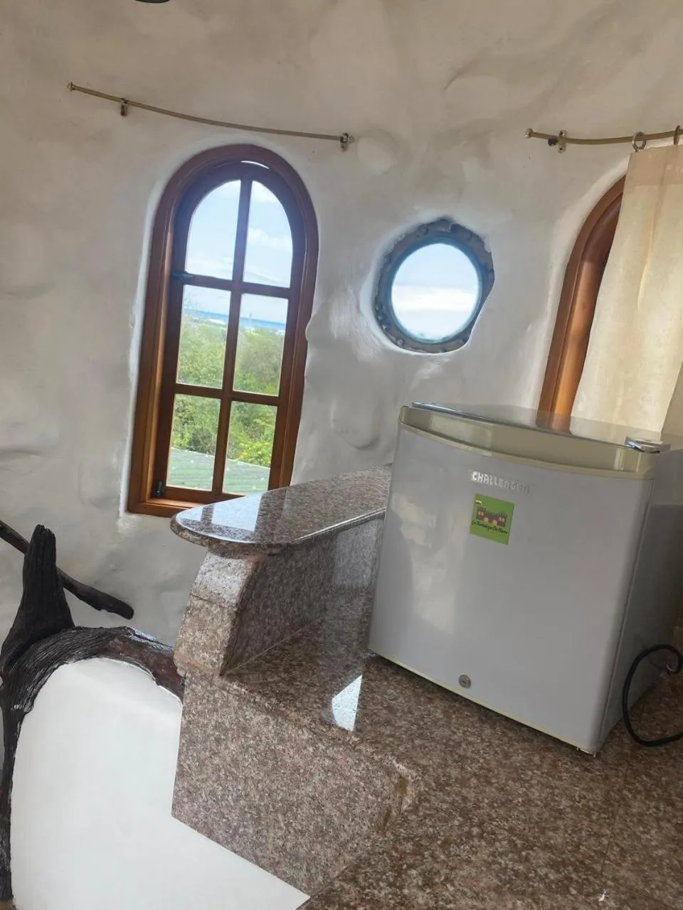 Area and facilities in La Fortaleza De Haro