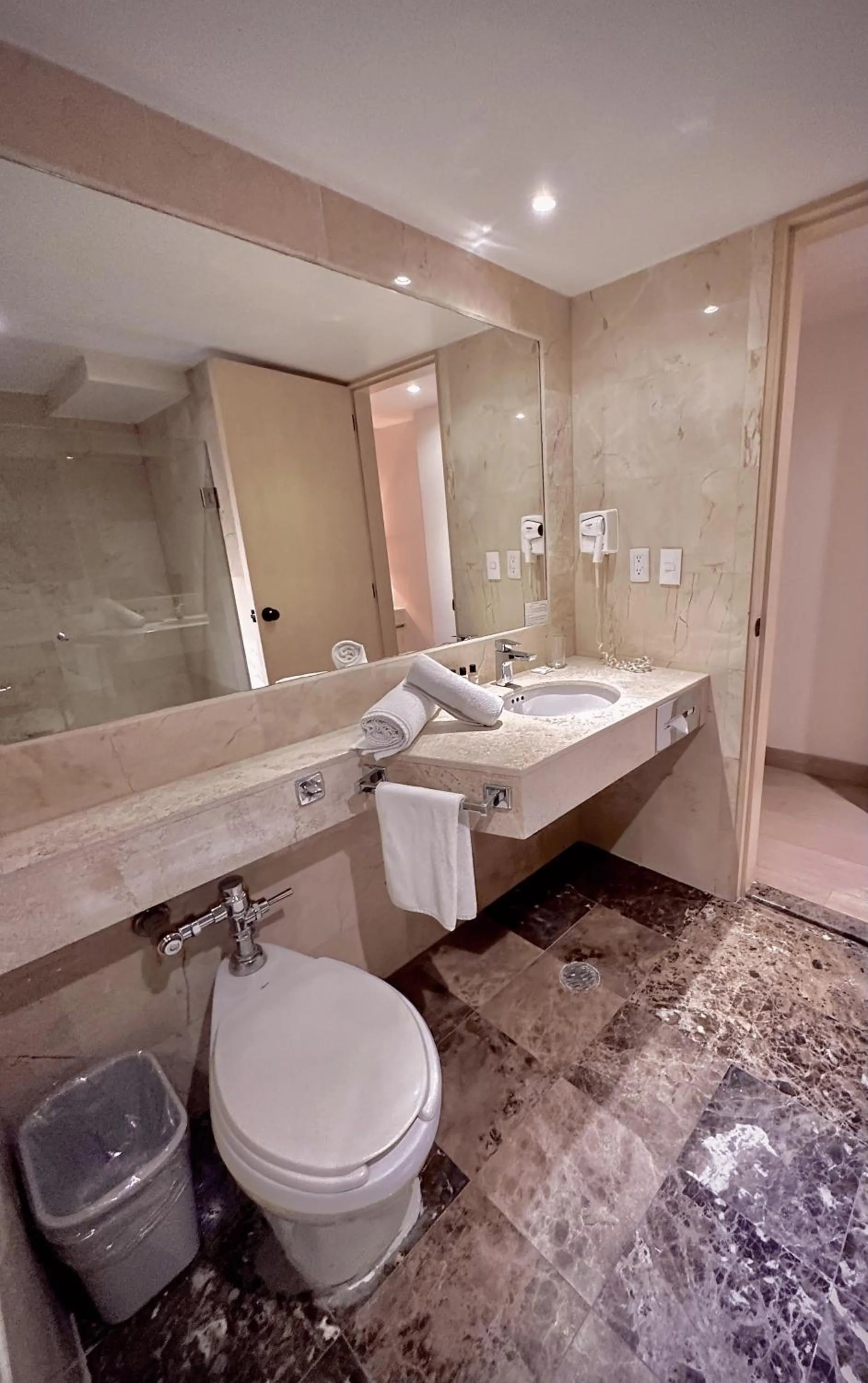 Bathroom in Hotel Stella Maris