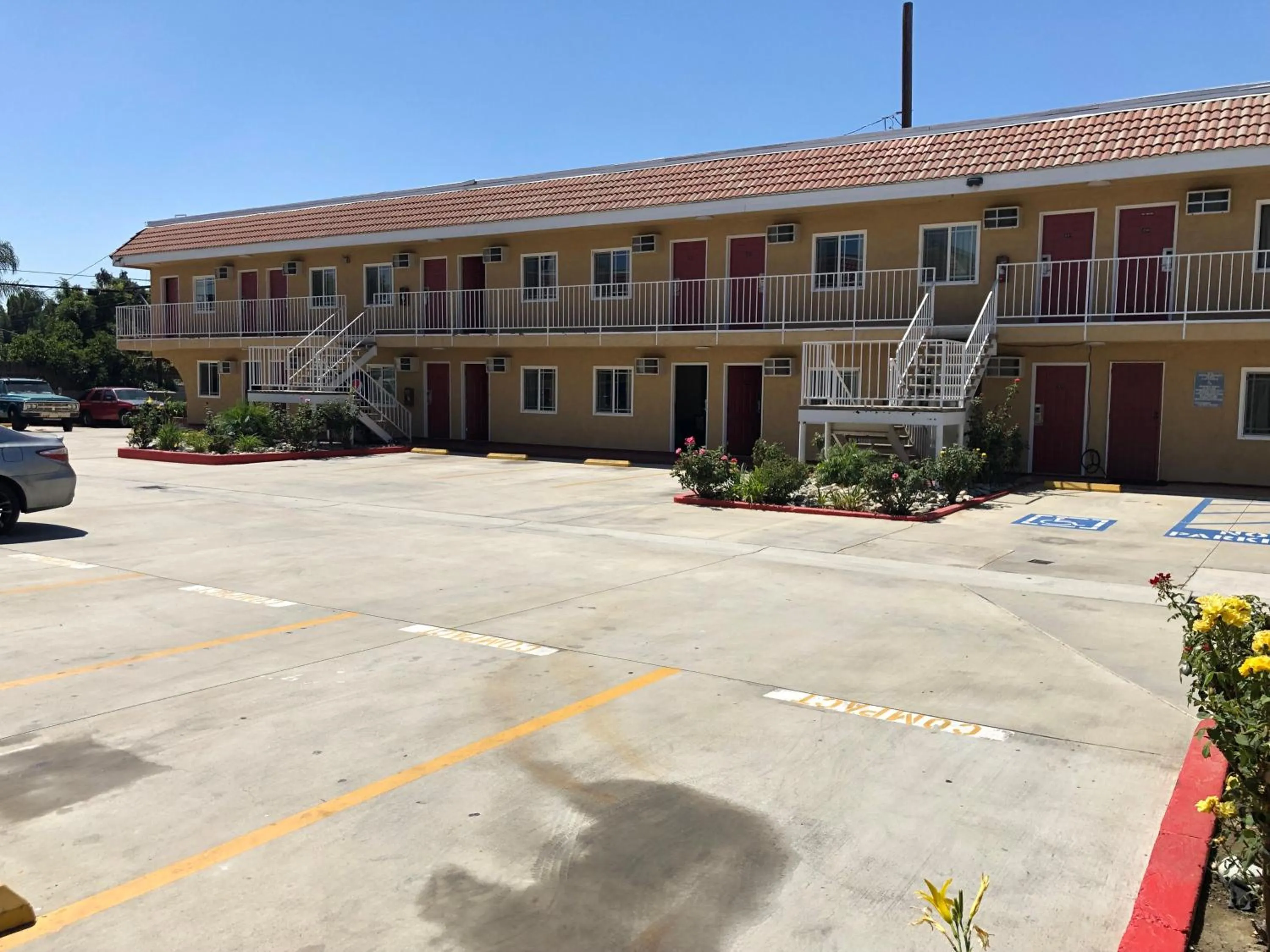Property building in Glendora Motel