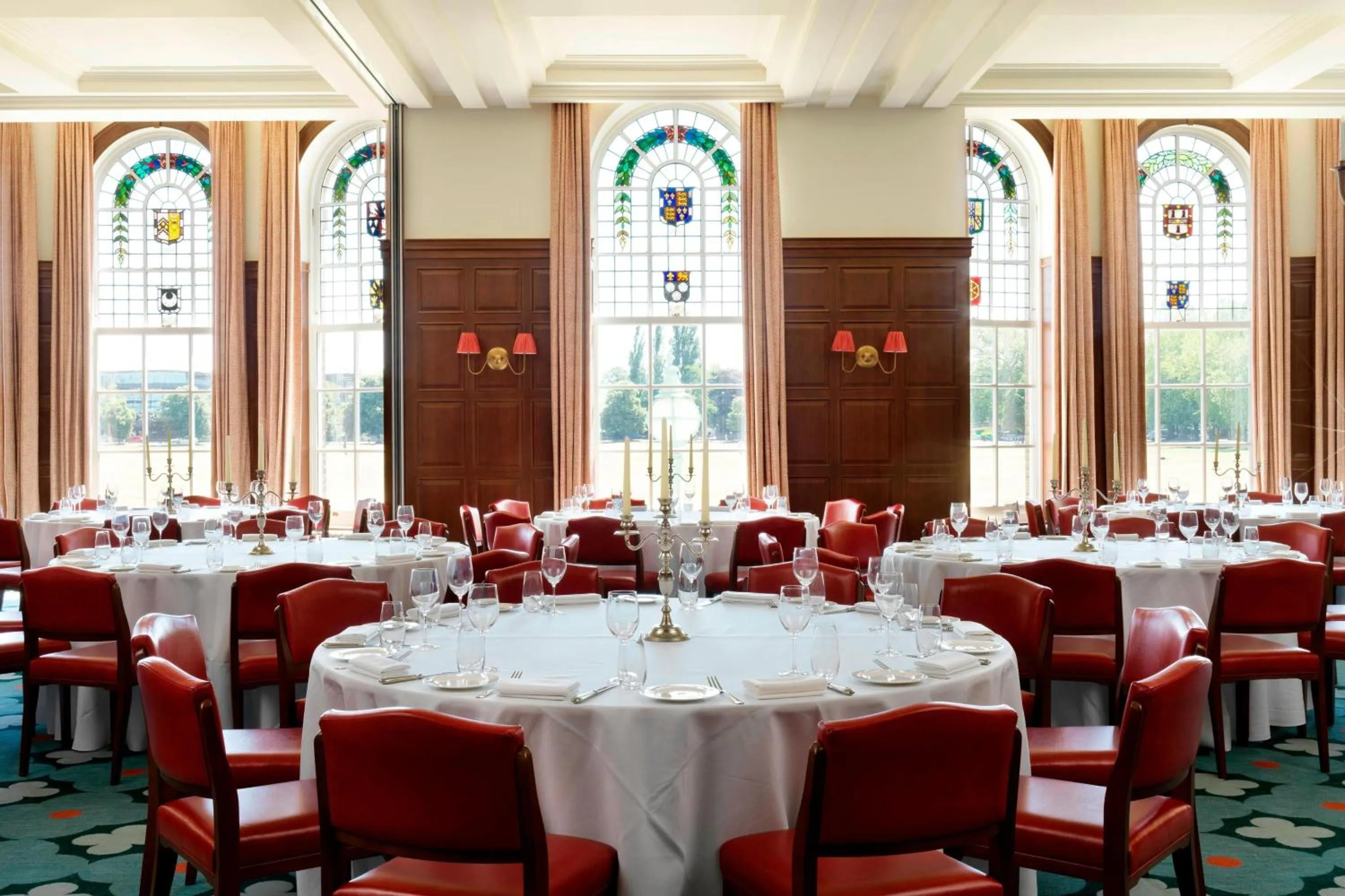 Meeting/conference room in University Arms, Autograph Collection