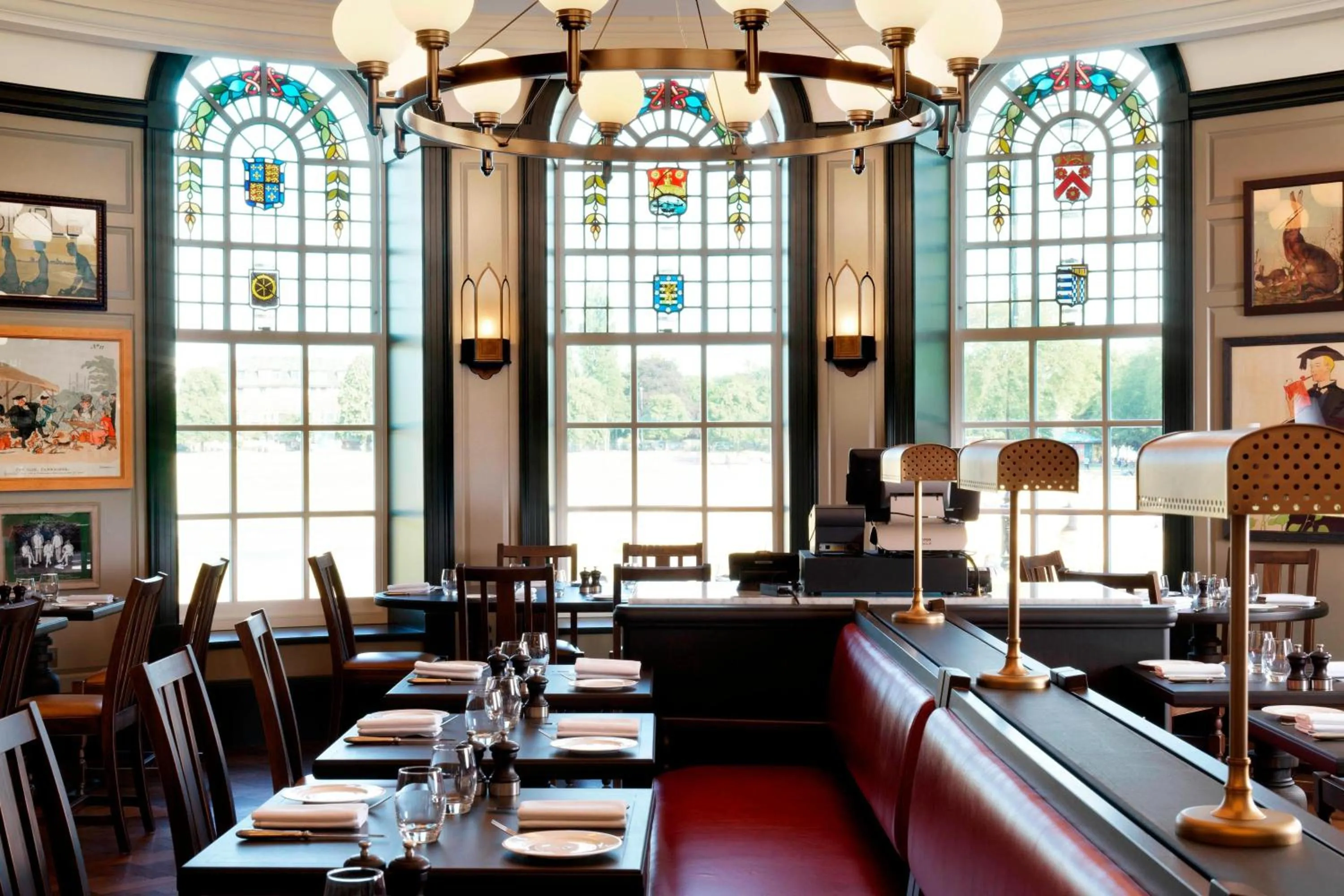 Restaurant/places to eat in University Arms, Autograph Collection