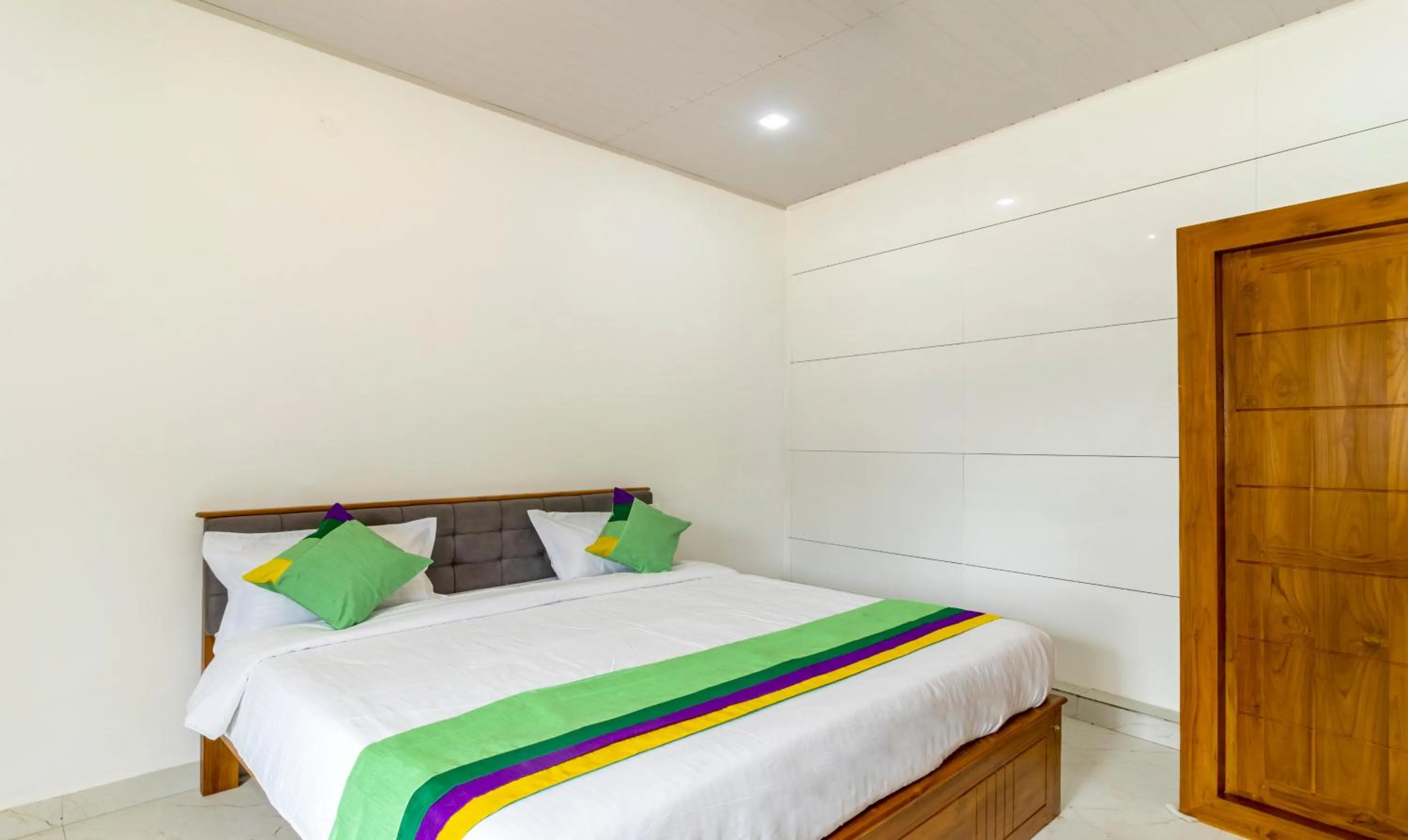 Bed in Treebo The Rove, Coorg