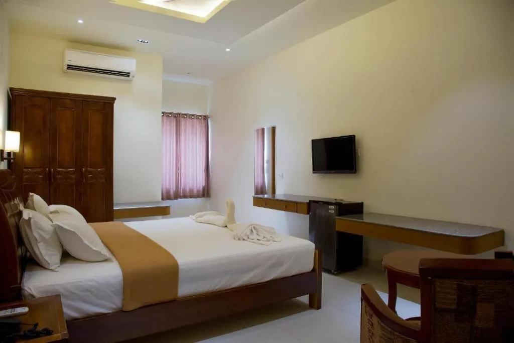 Bedroom, Bed in The Grand White Palace