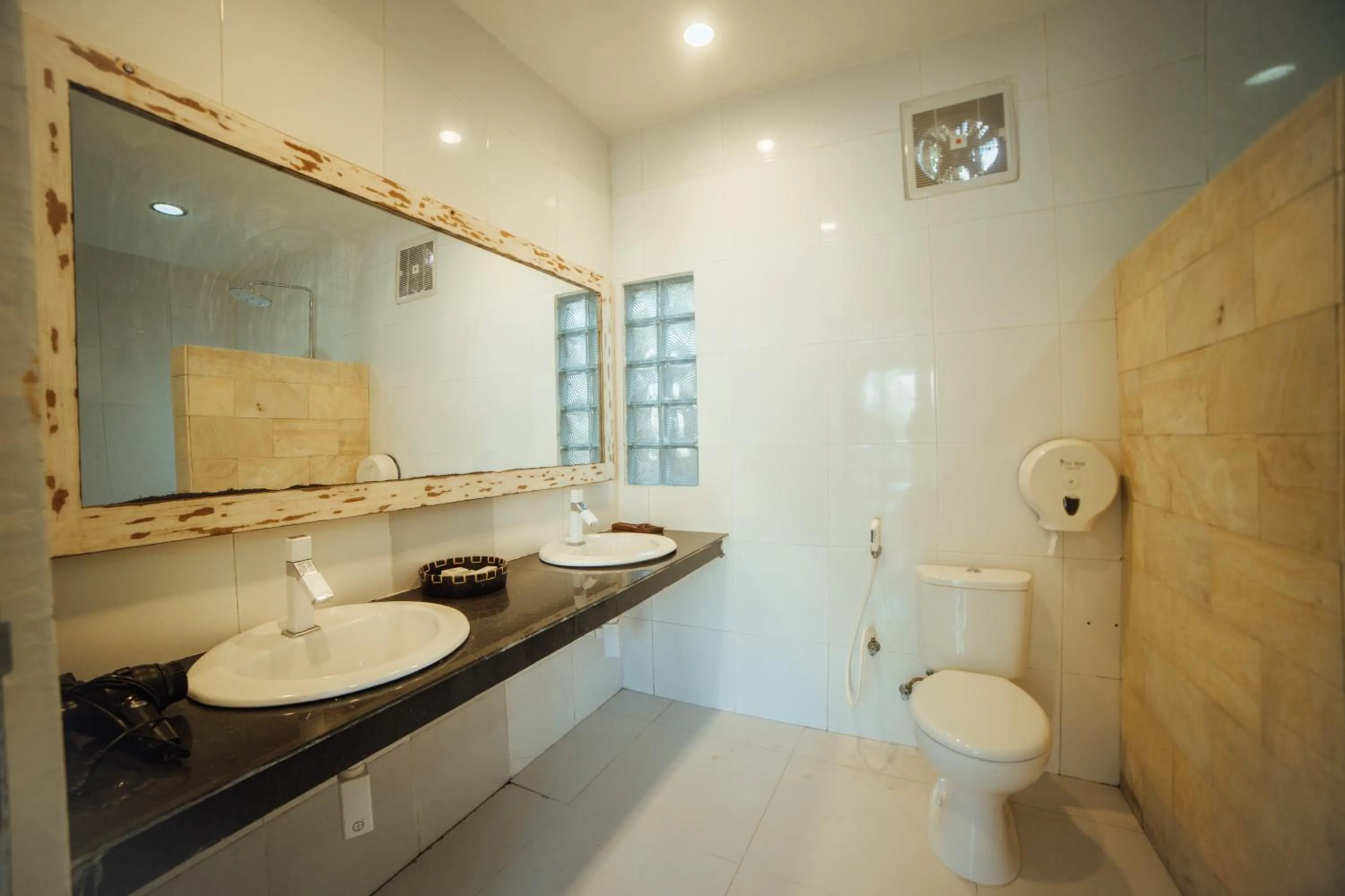 Toilet in Gili Amor Boutique Resort