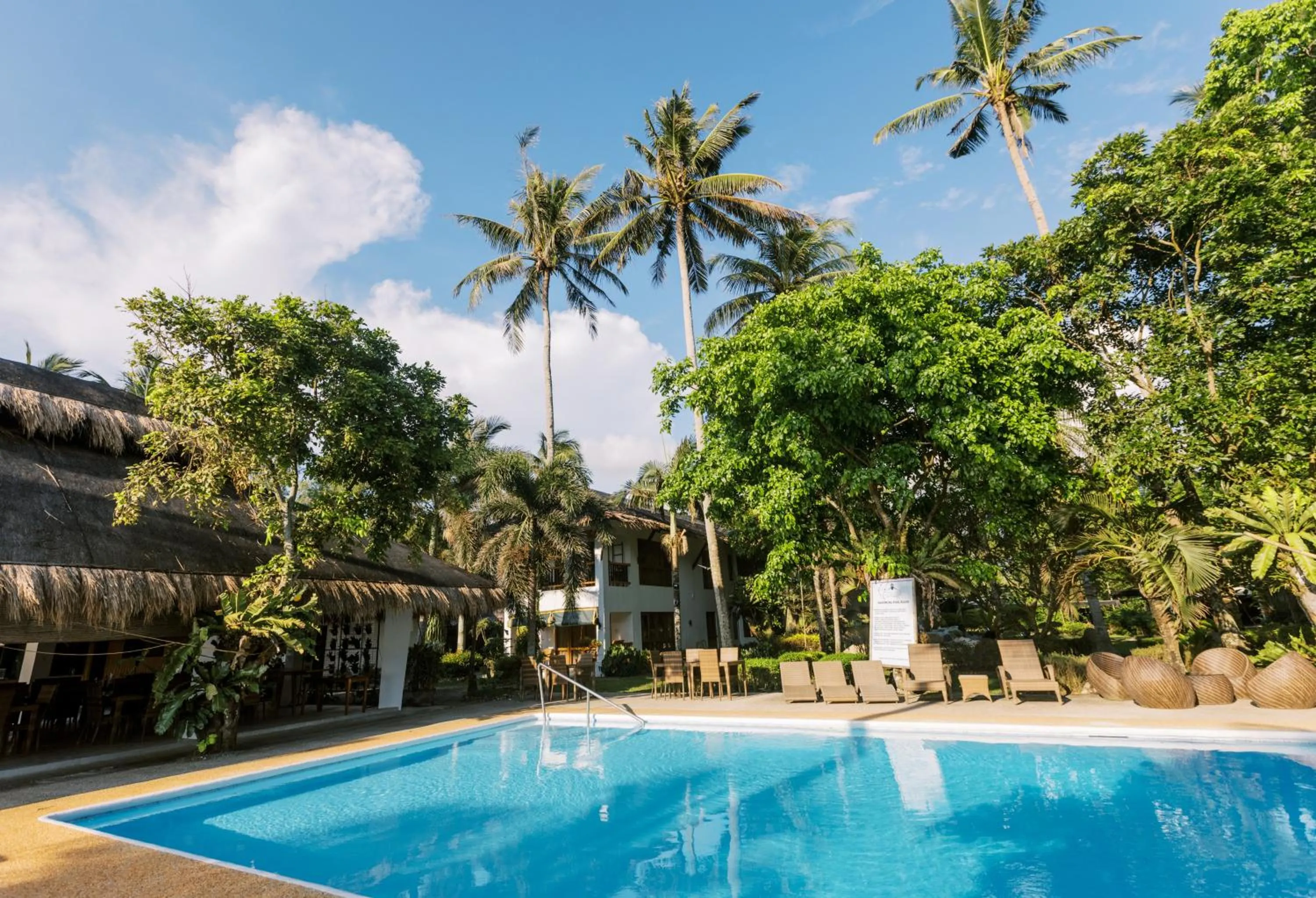 Swimming pool in Nabulao Beach Resort