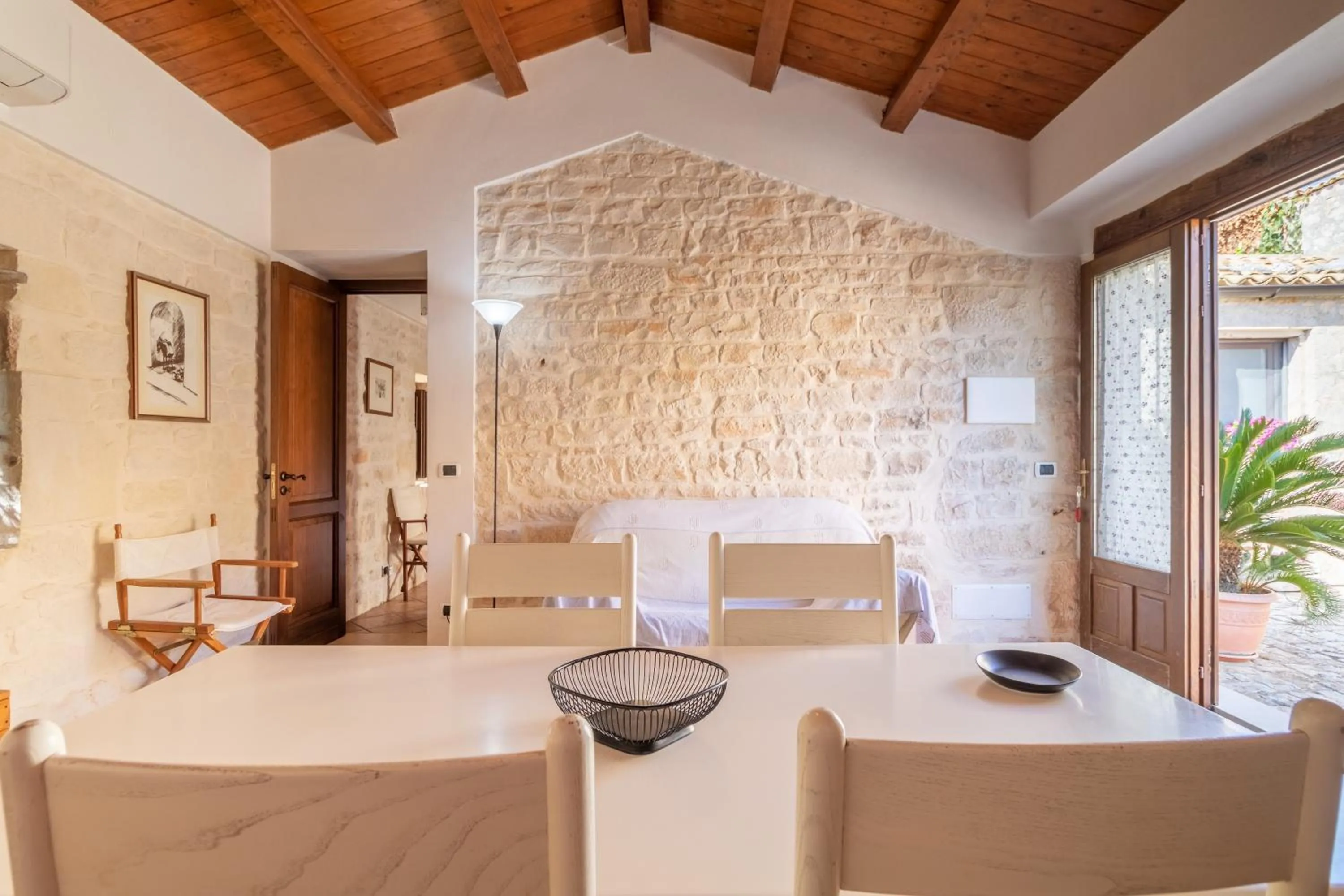 Property building in Il Flauto Magico