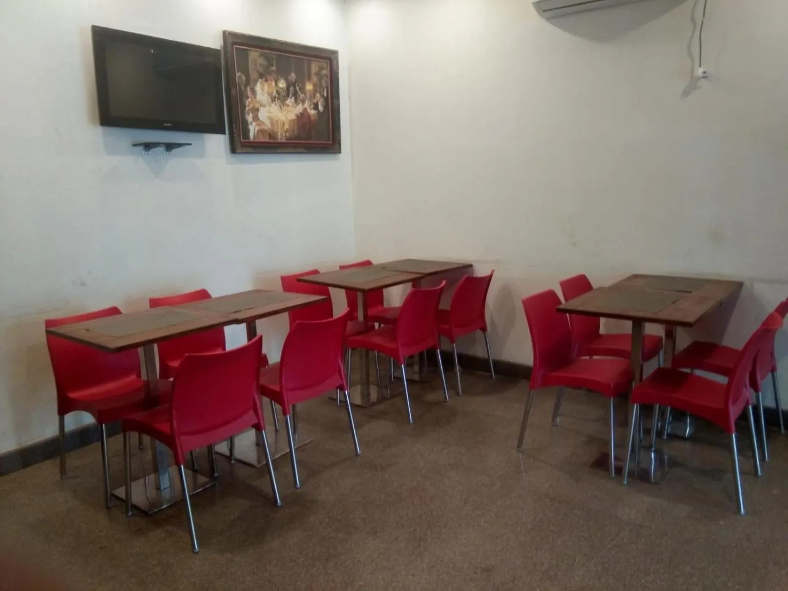 Restaurant/places to eat in Hotel Atlantis