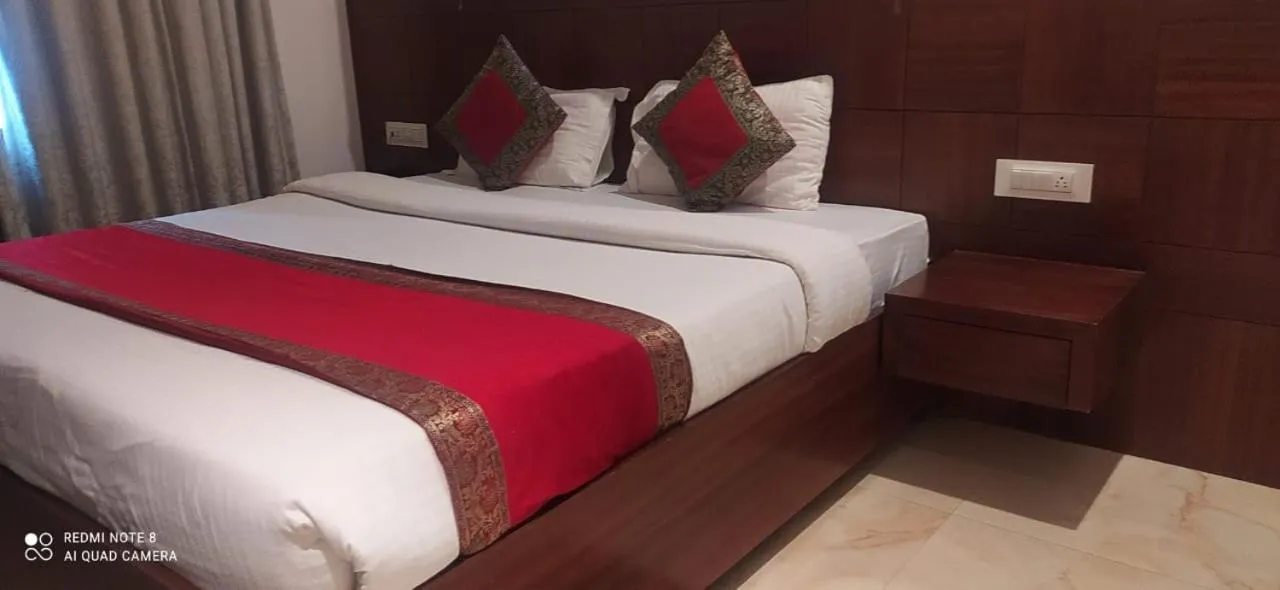 Bed in Hotel Atlantis