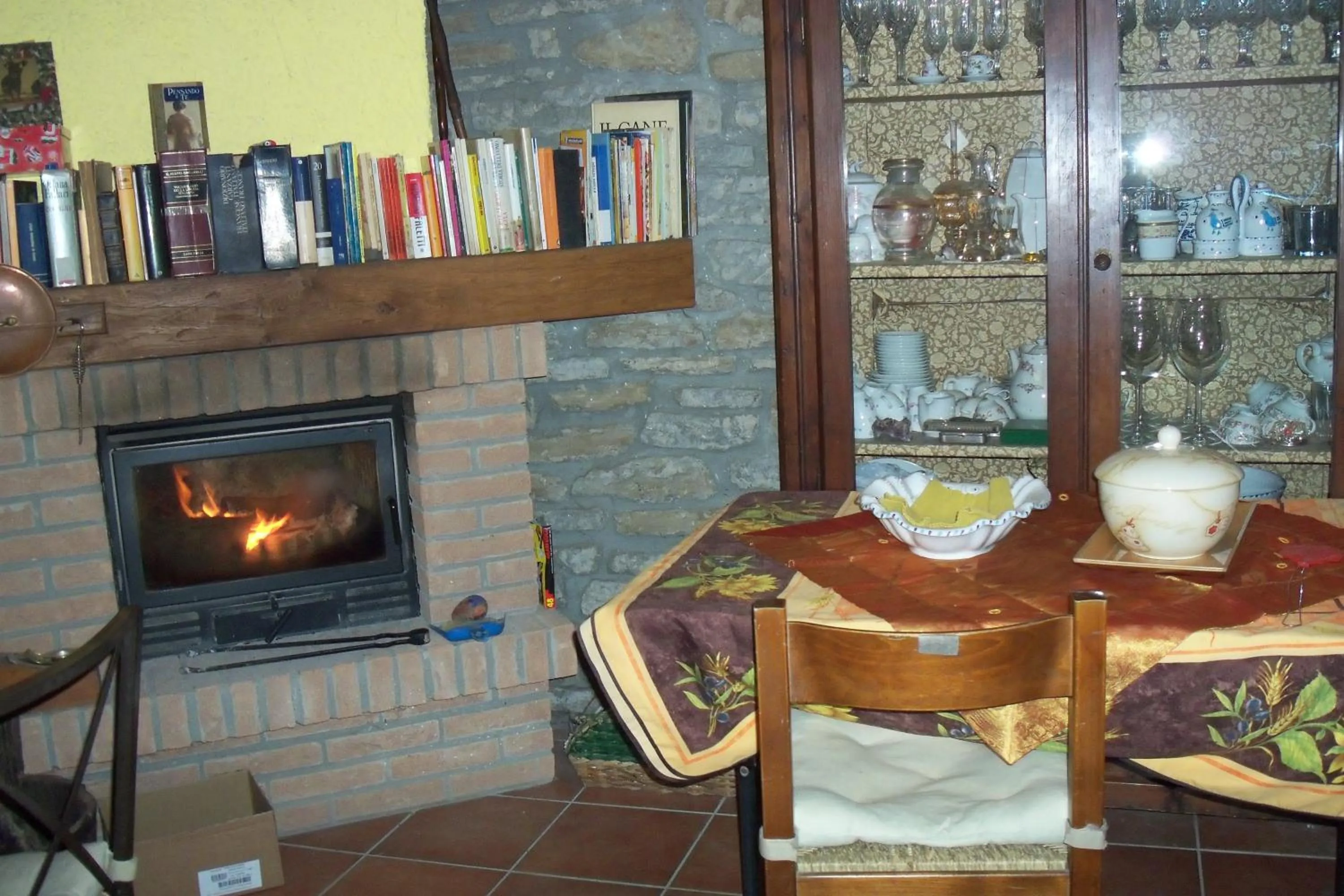 Communal lounge/ TV room in Borgoeden