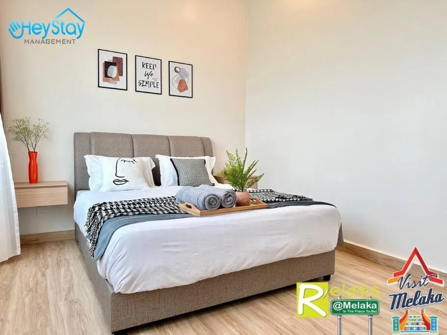 Bed in Amber Cove Impression City By Heystay Management