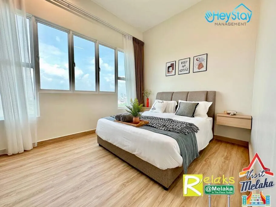 Bed in Amber Cove Impression City By Heystay Management