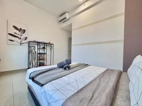 Bed in Amber Cove Impression City By Heystay Management