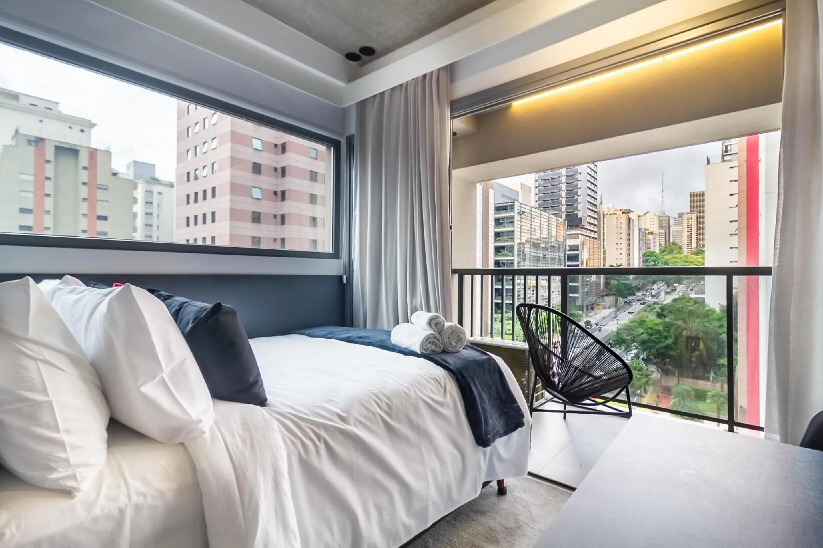 360 VN On Lorena by Housi