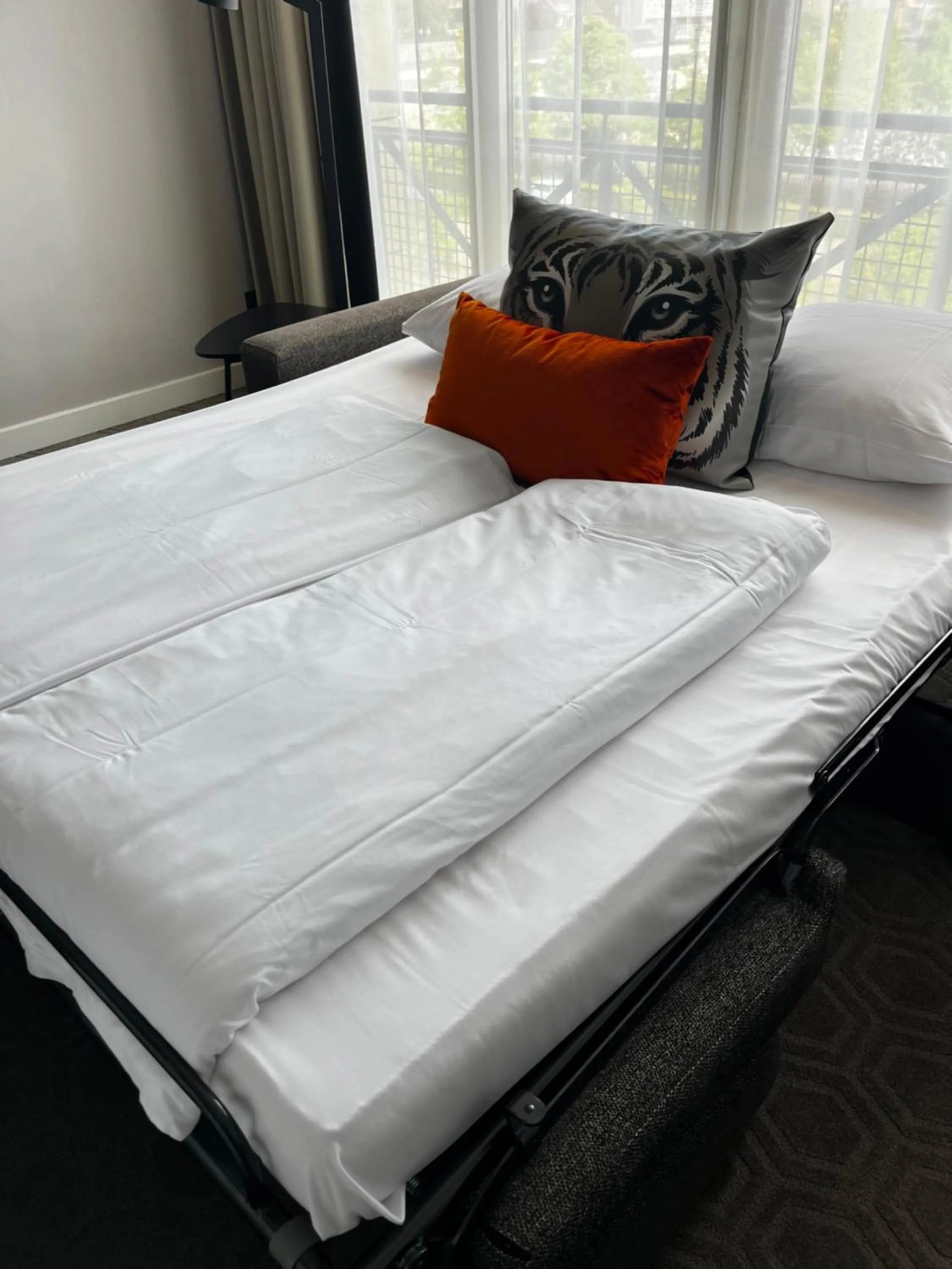 Bed in Hotel Van der Valk Maastricht