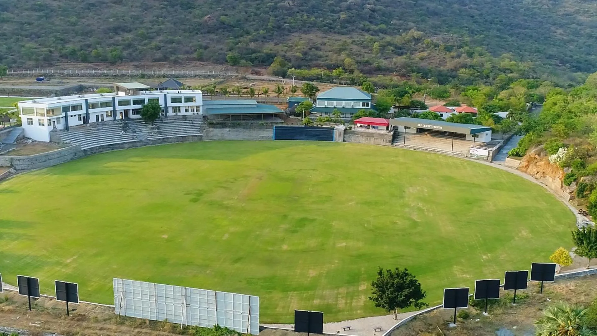 Children play ground in GVS Club & Forest Meadows