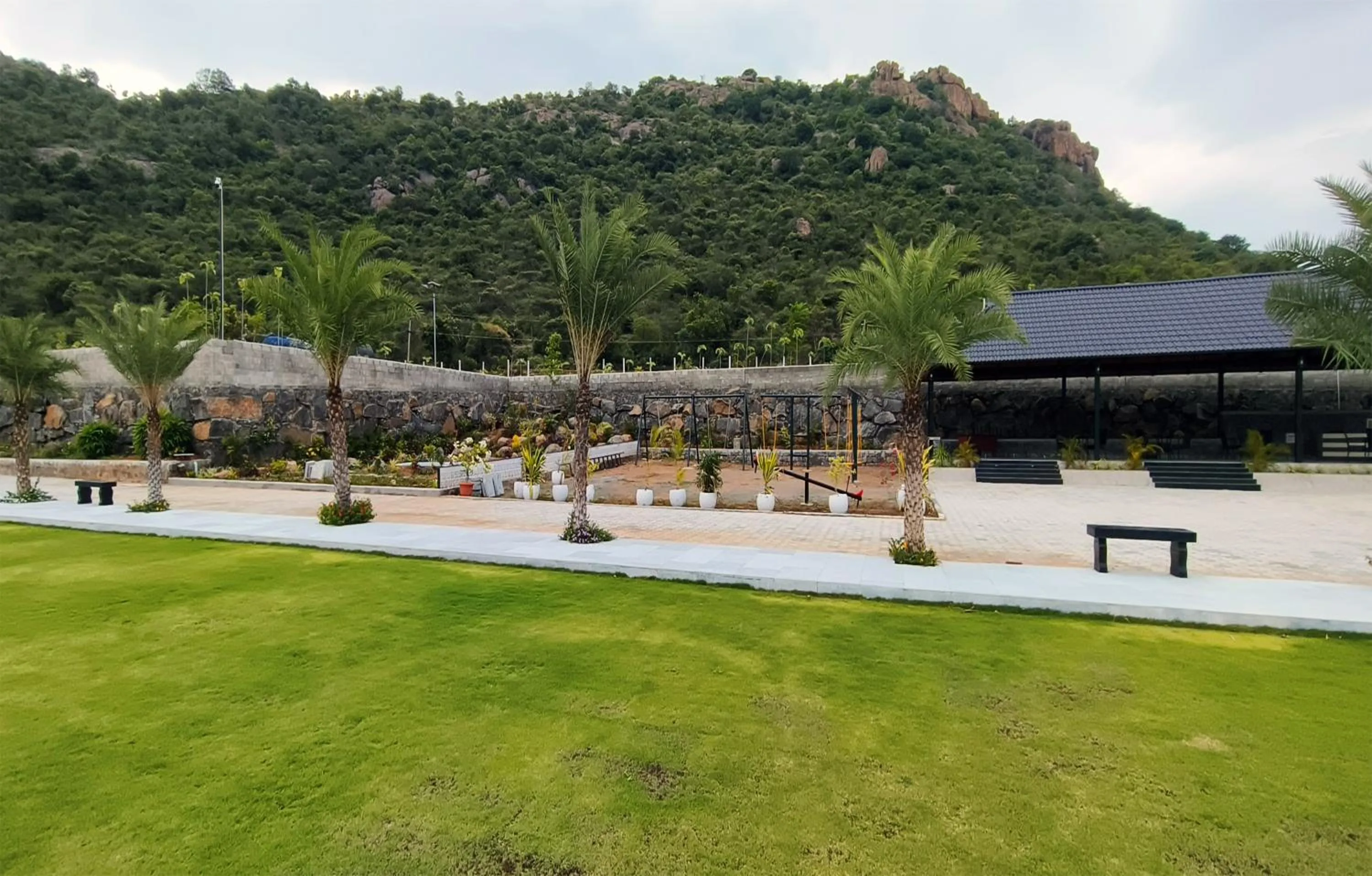 Children play ground in GVS Club & Forest Meadows