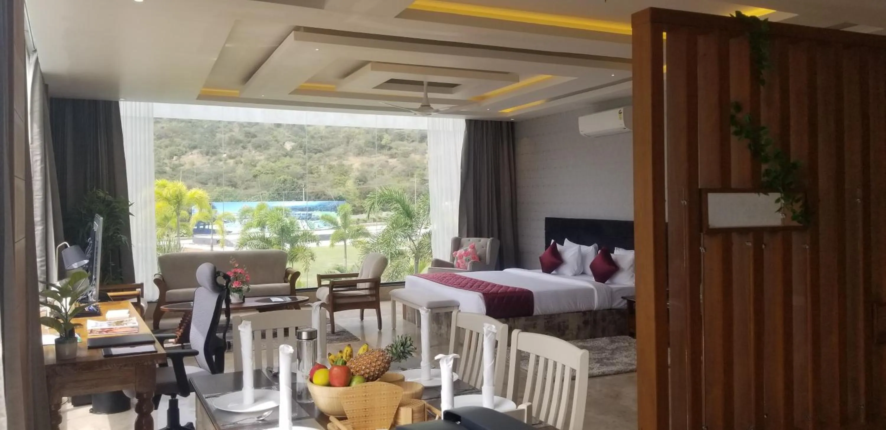 Bed in GVS Club & Forest Meadows