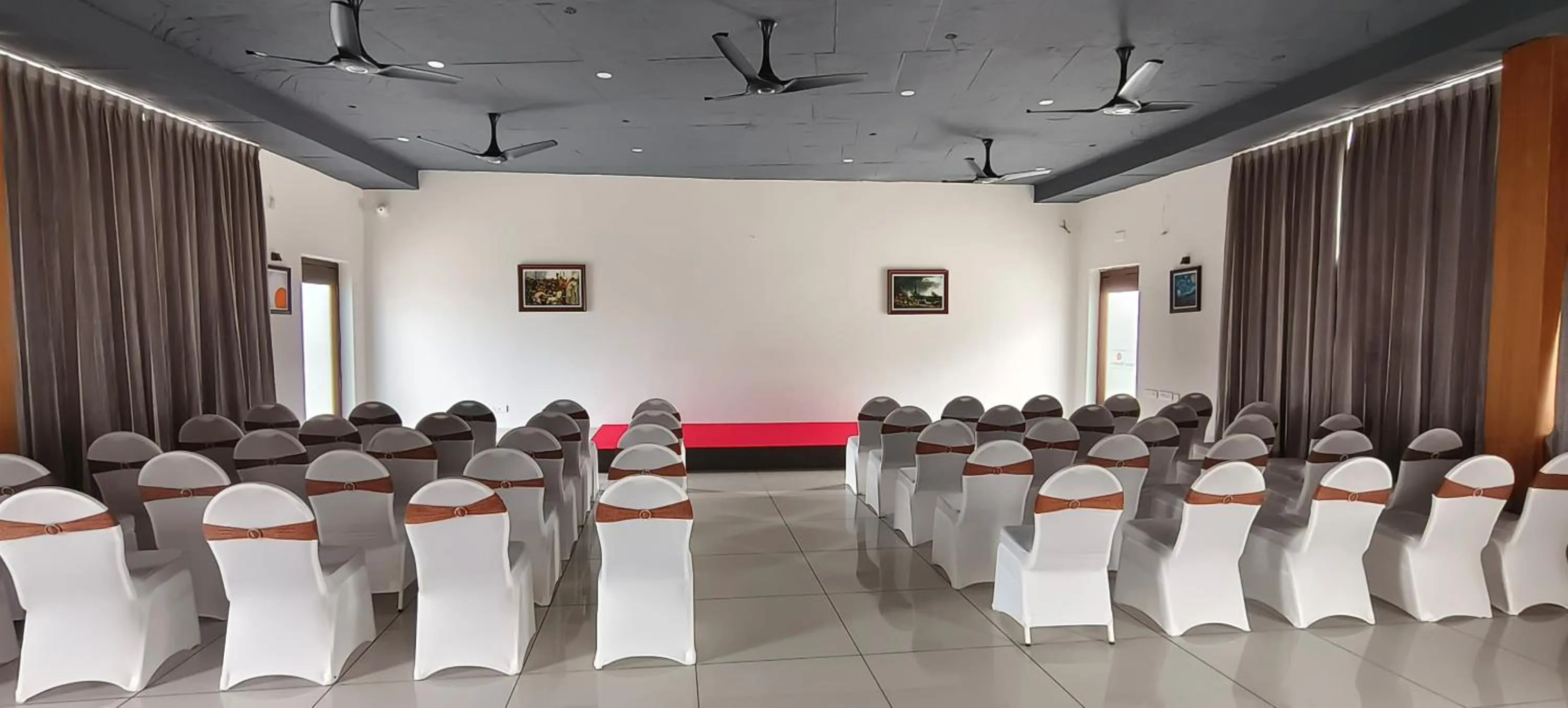 Meeting/conference room in GVS Club & Forest Meadows