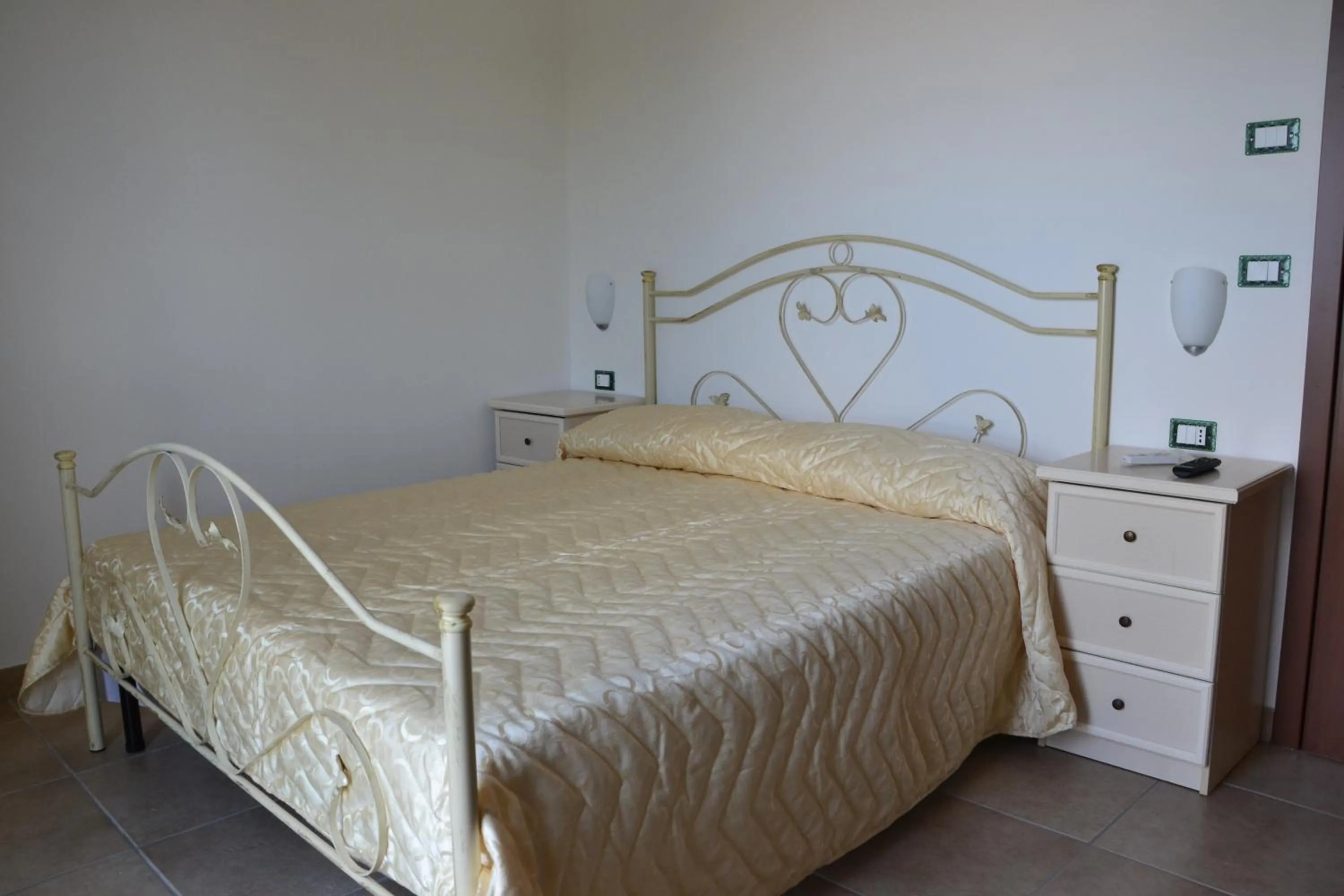 Photo of the whole room, Bed in Villa Lorenza