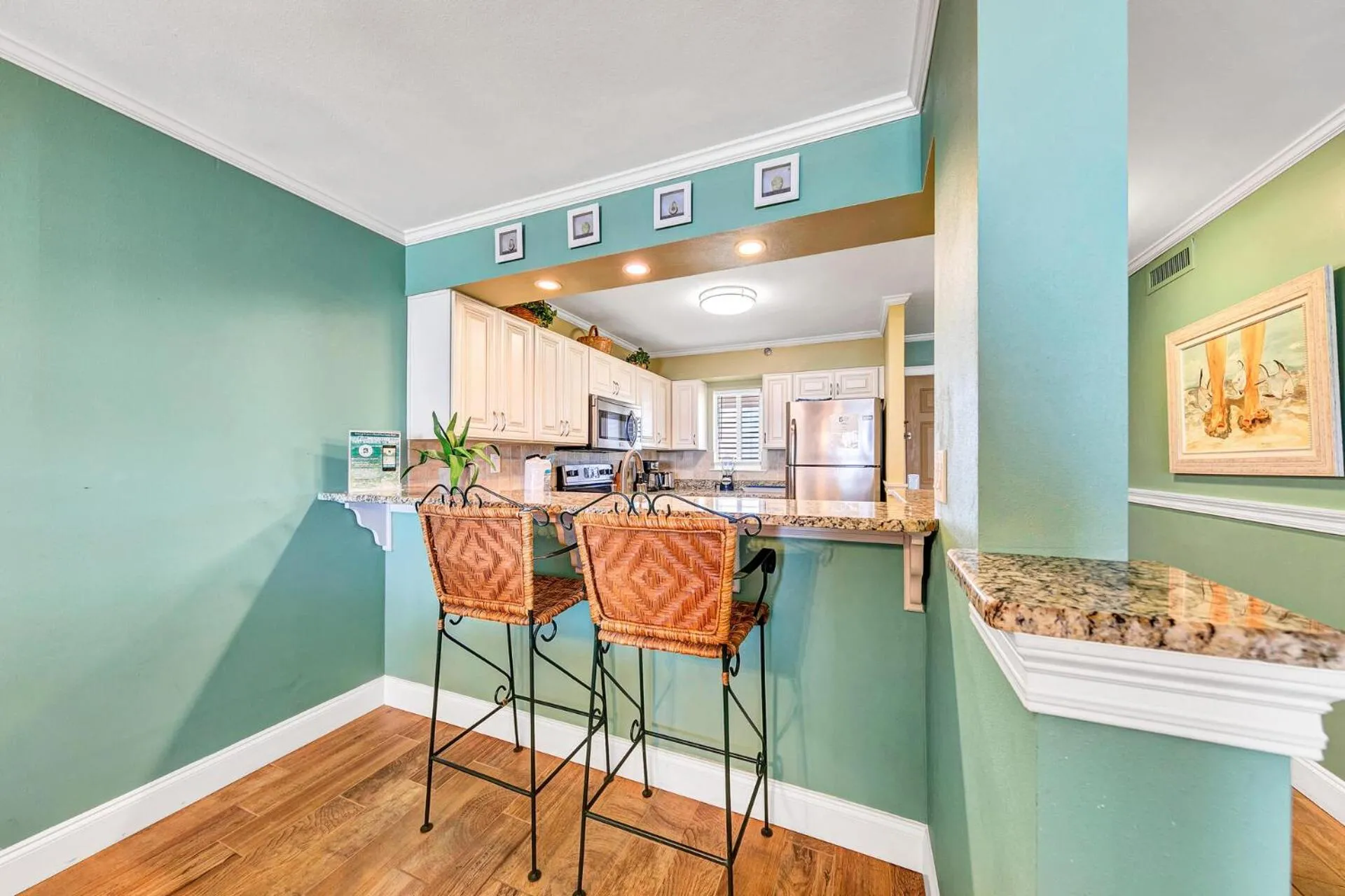 Destin on the Gulf 702 - Directly on the beach seventh floor with the best views