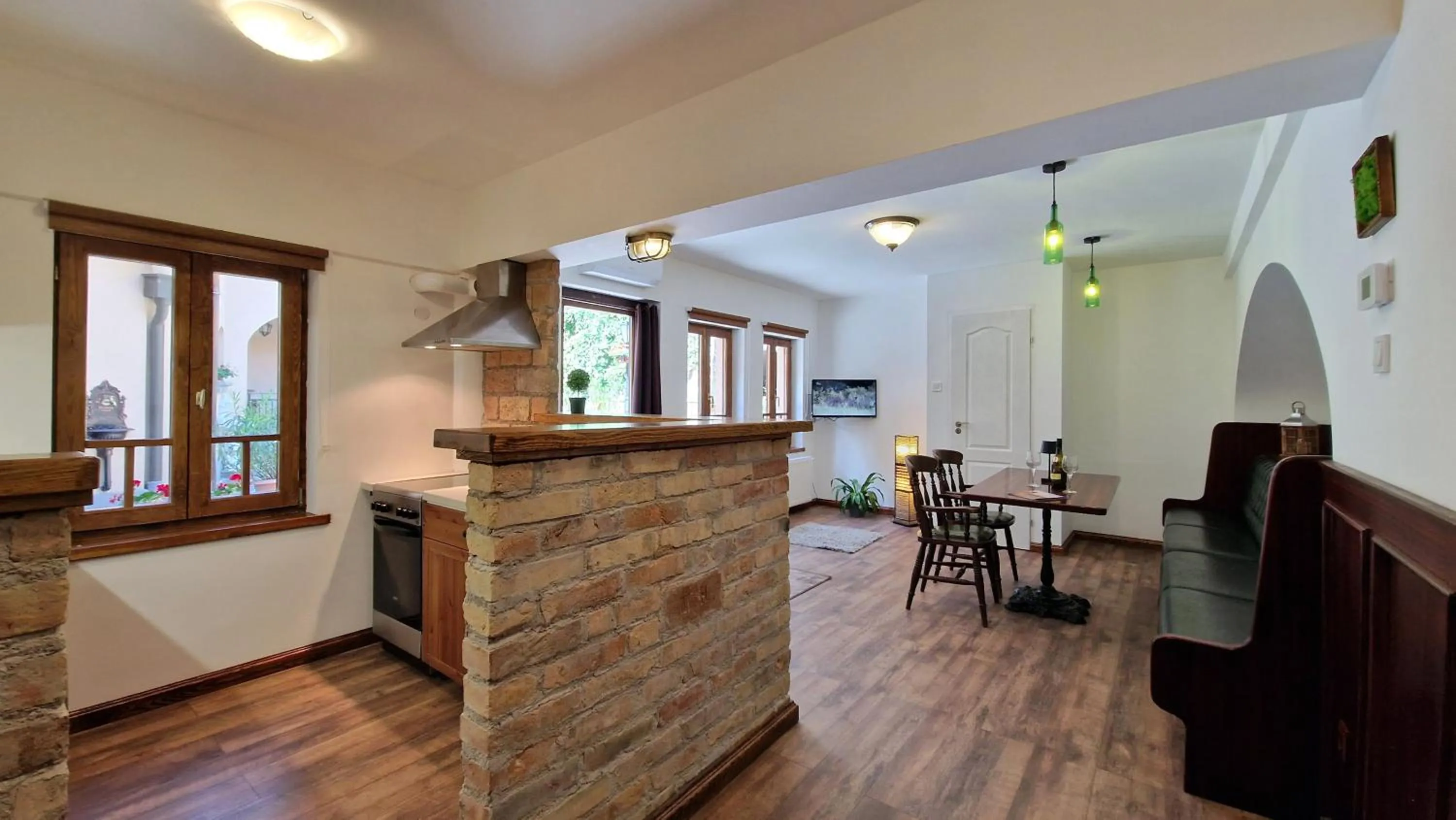 Red Lion Pub & Apartments Szentendre