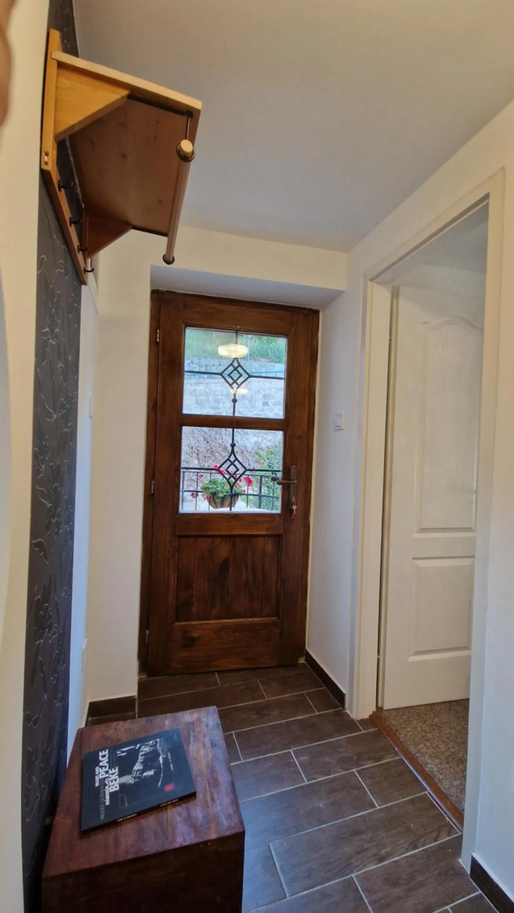 Facade/entrance in Red Lion Pub & Apartments Szentendre