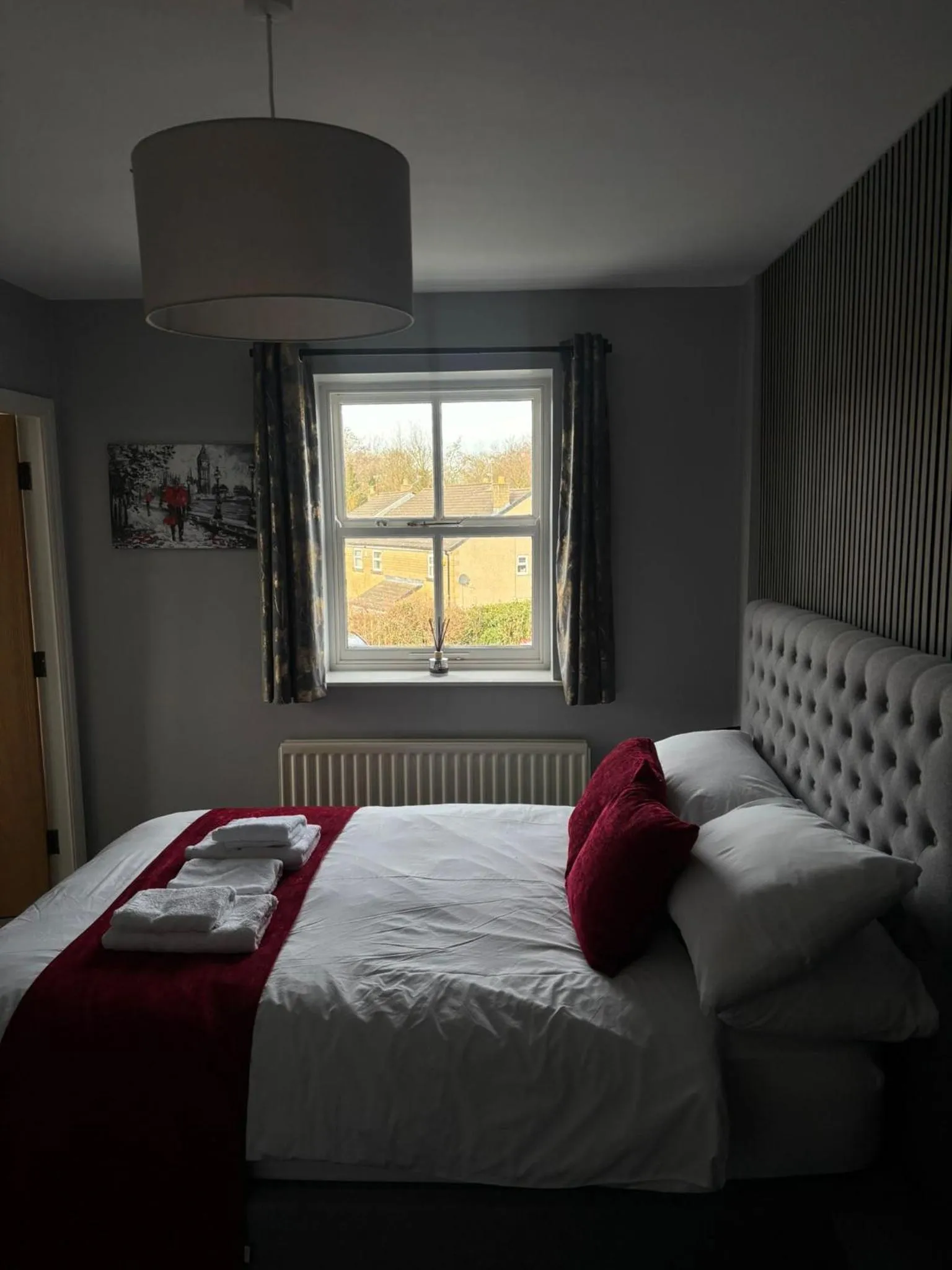 Bed in Feildens Arms Hotel