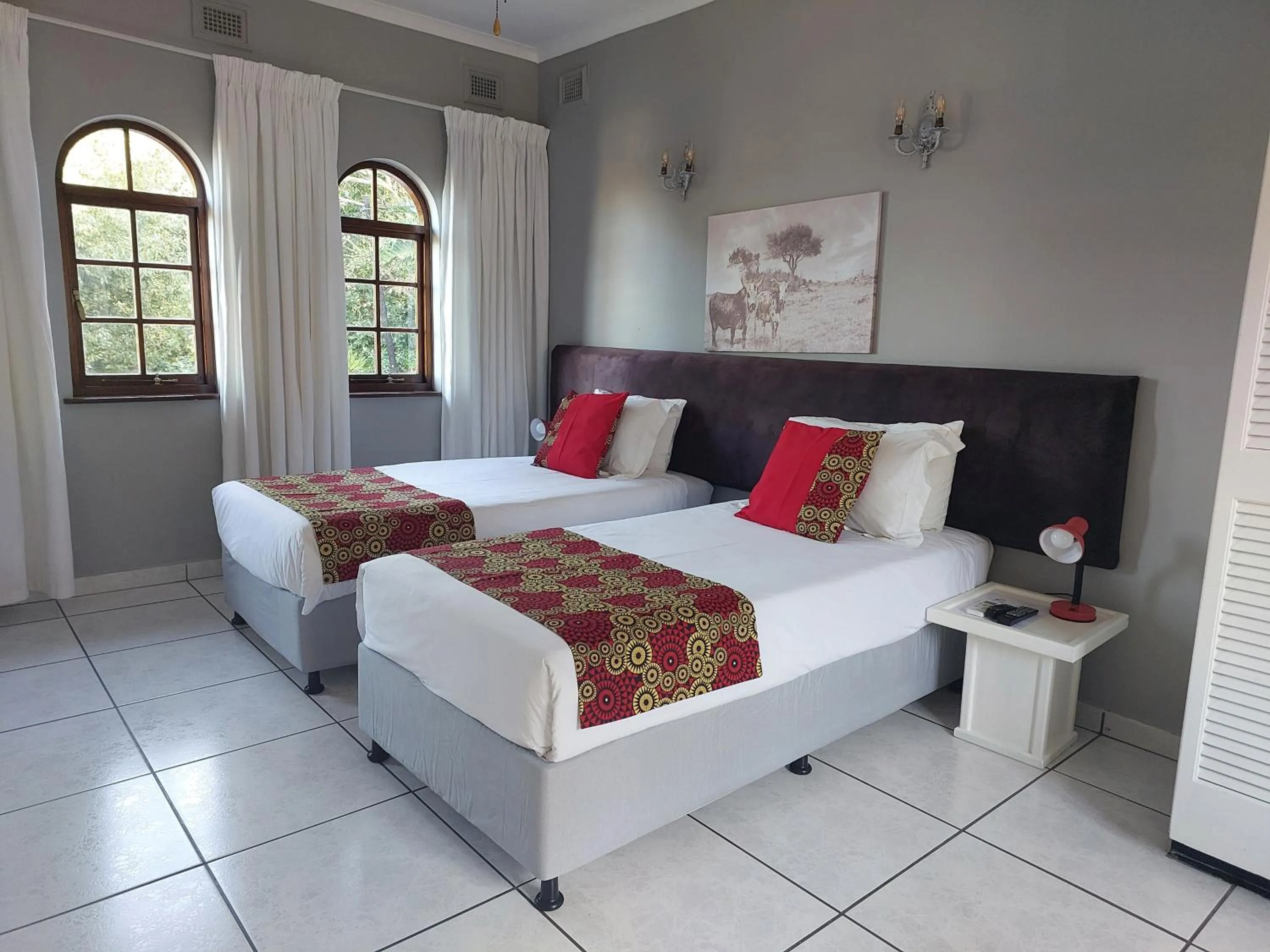 Bed in Fairway Guest Lodge