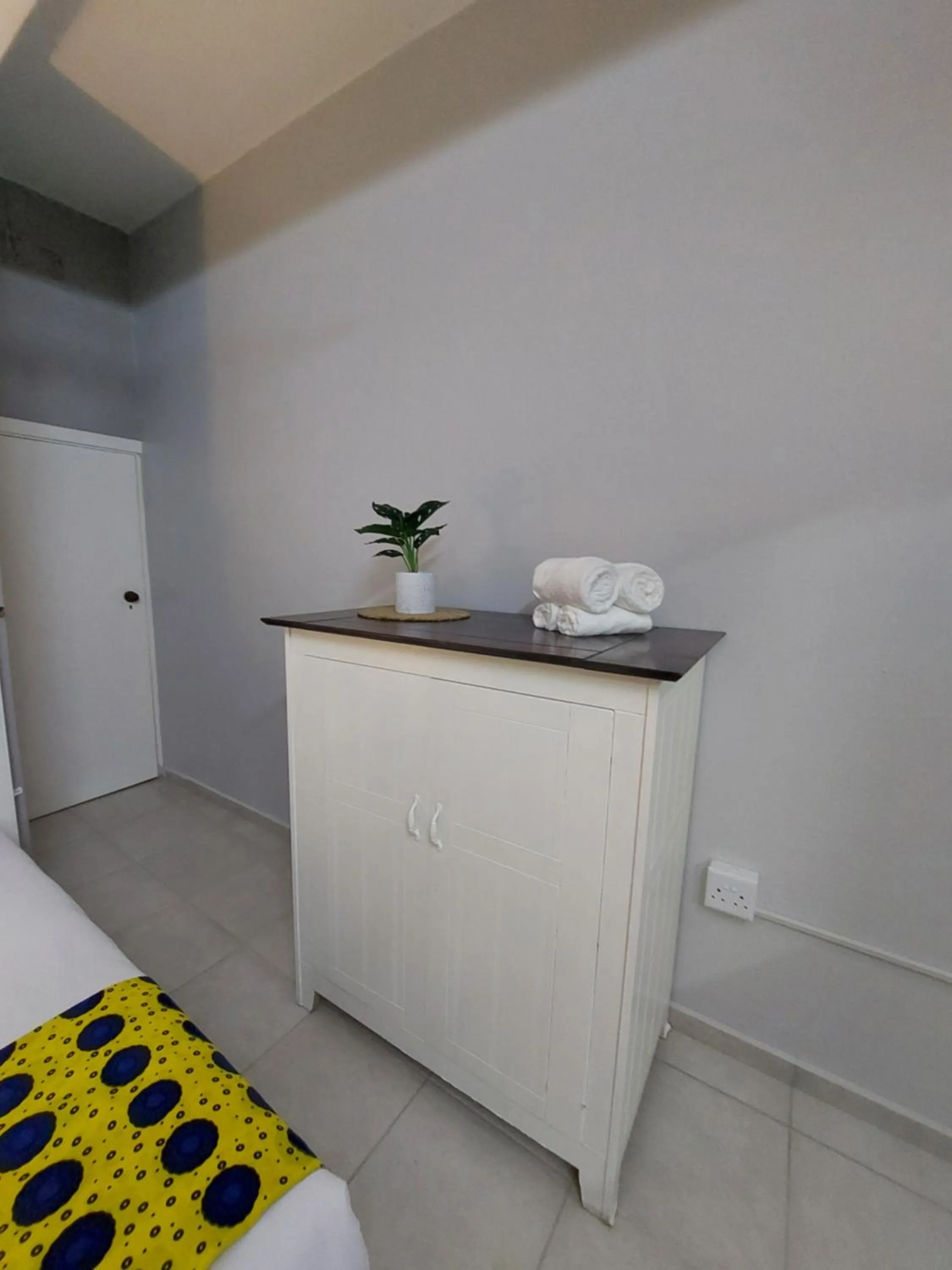 Bed in Fairway Guest Lodge