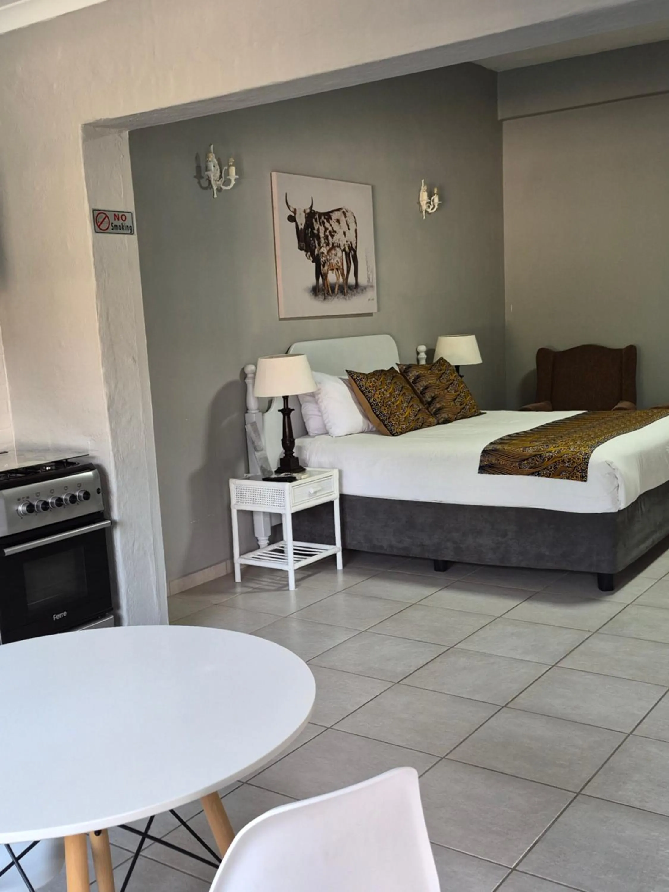 Bed in Fairway Guest Lodge