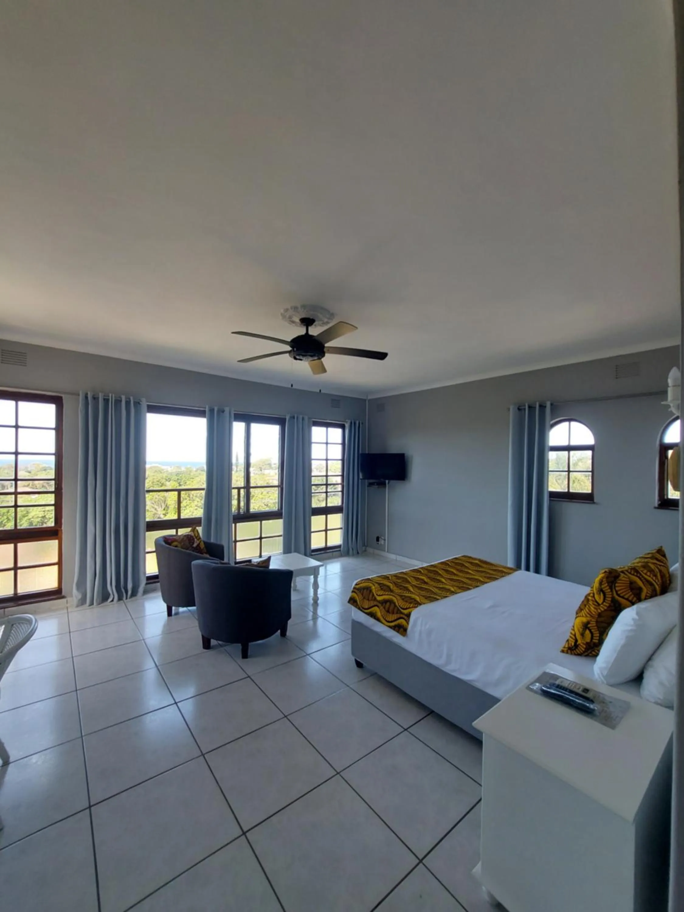 Bed in Fairway Guest Lodge